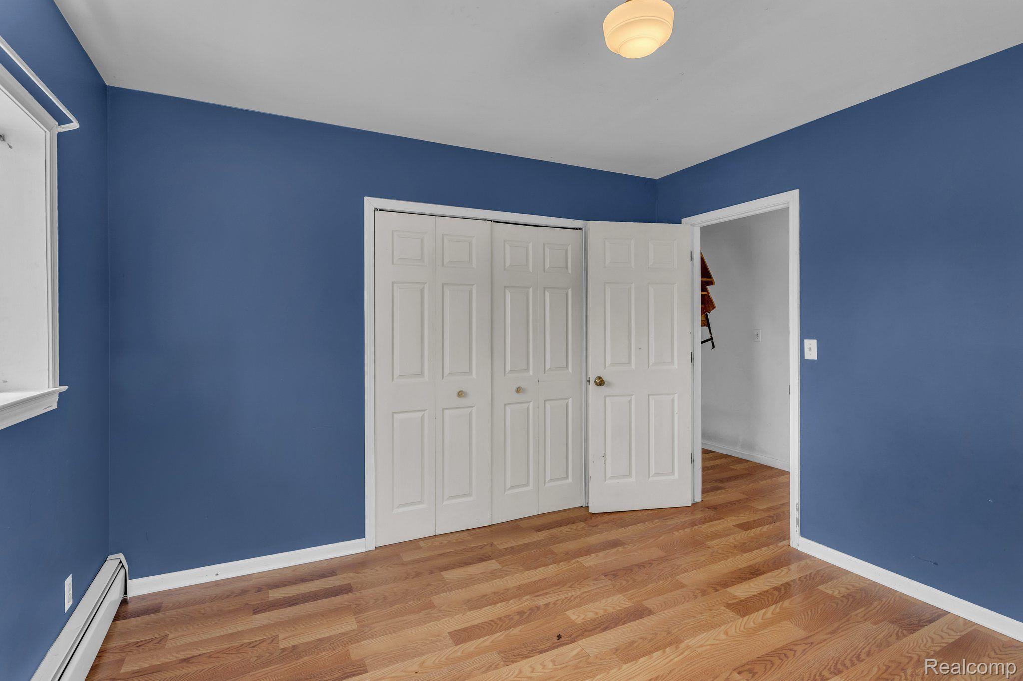 732 N 9TH Street