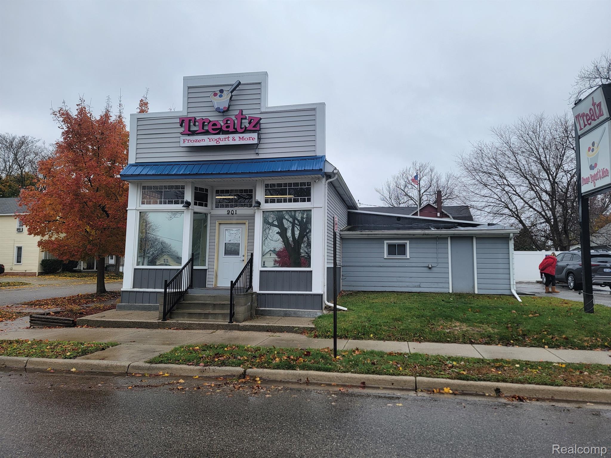 901 ERIE Street