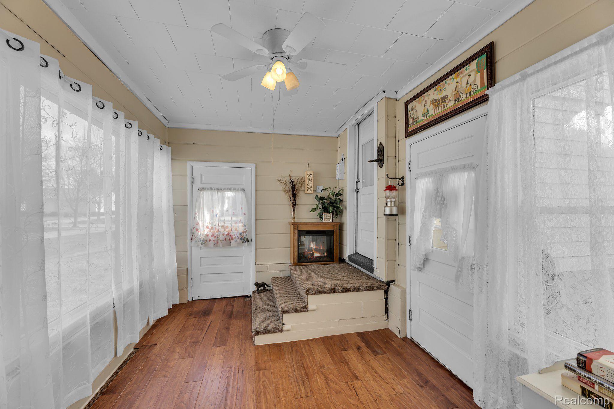 1006 13TH Street