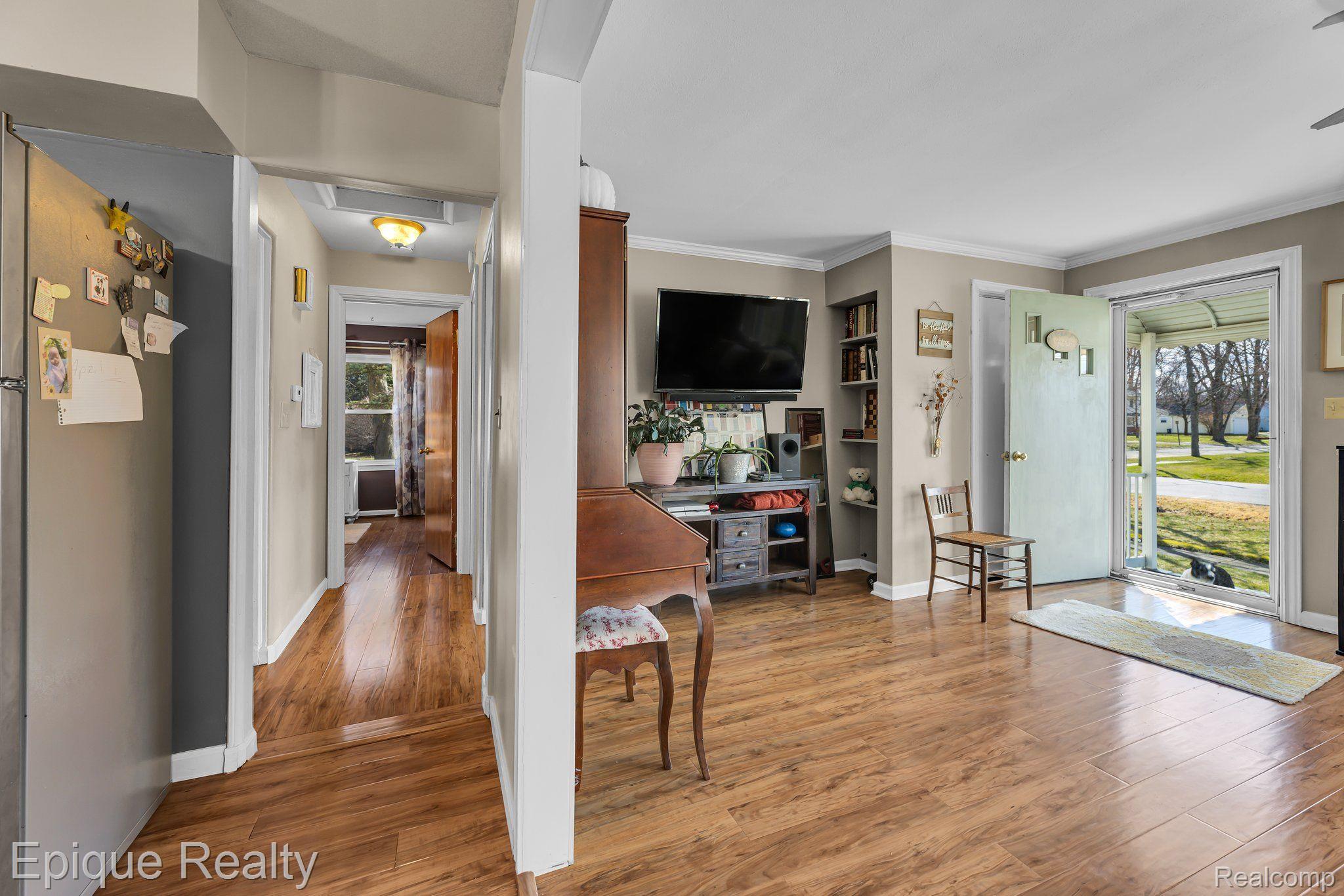 1006 13TH Street