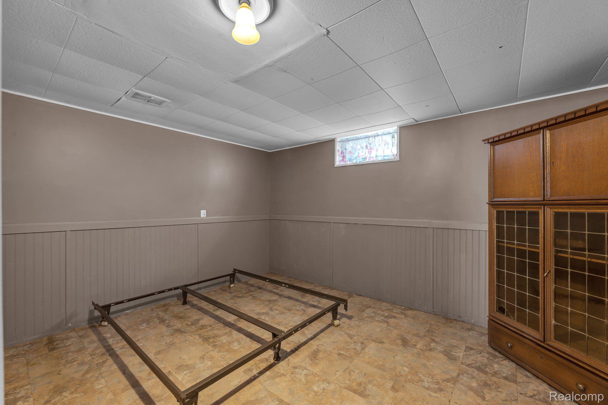 1006 13TH Street
