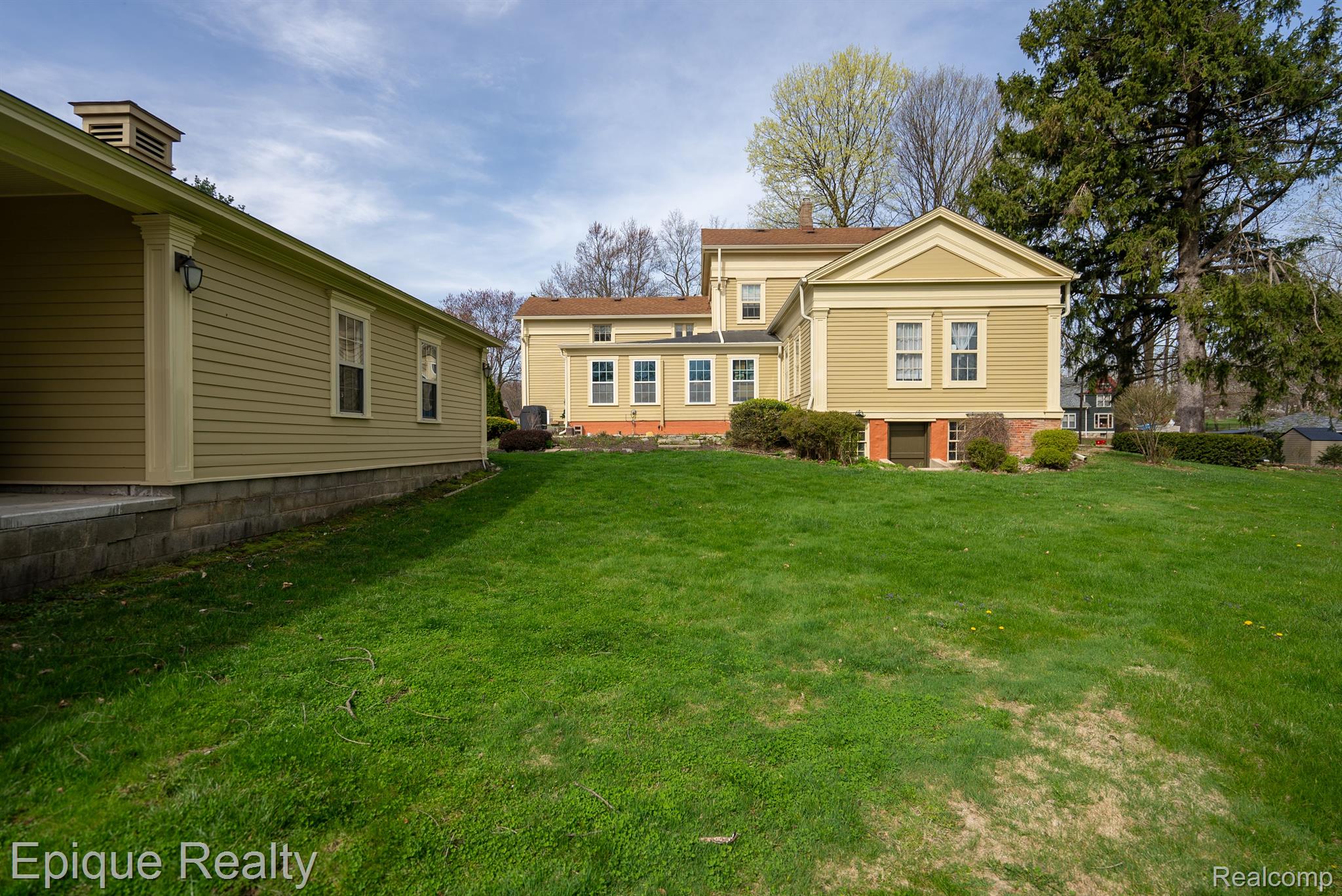 117 Bradley Street