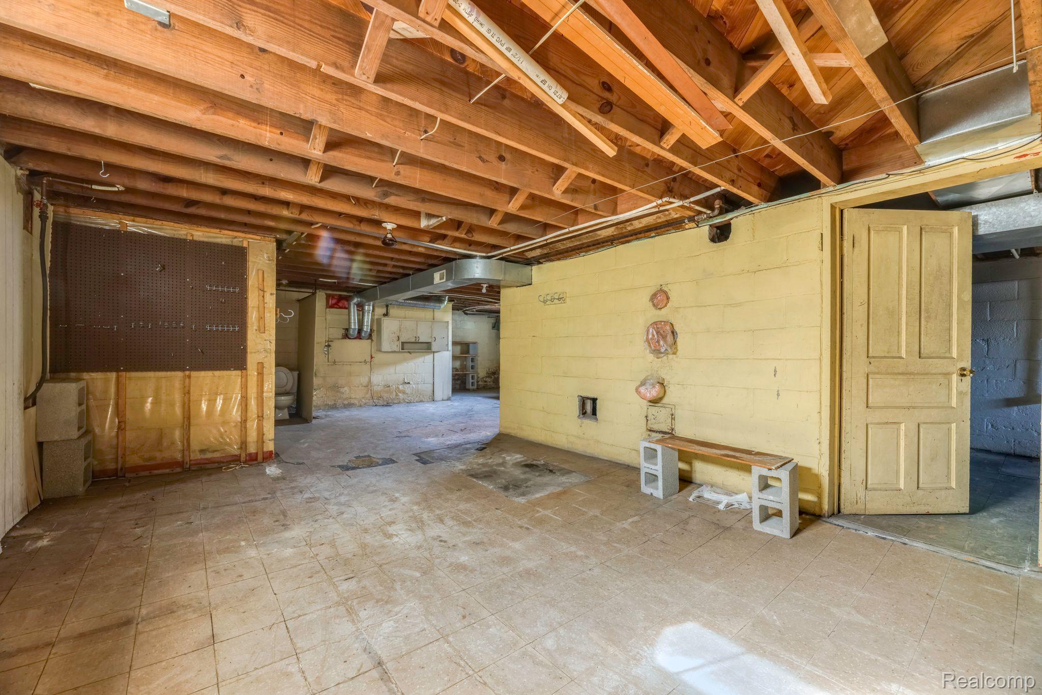 936 COLORADO Street