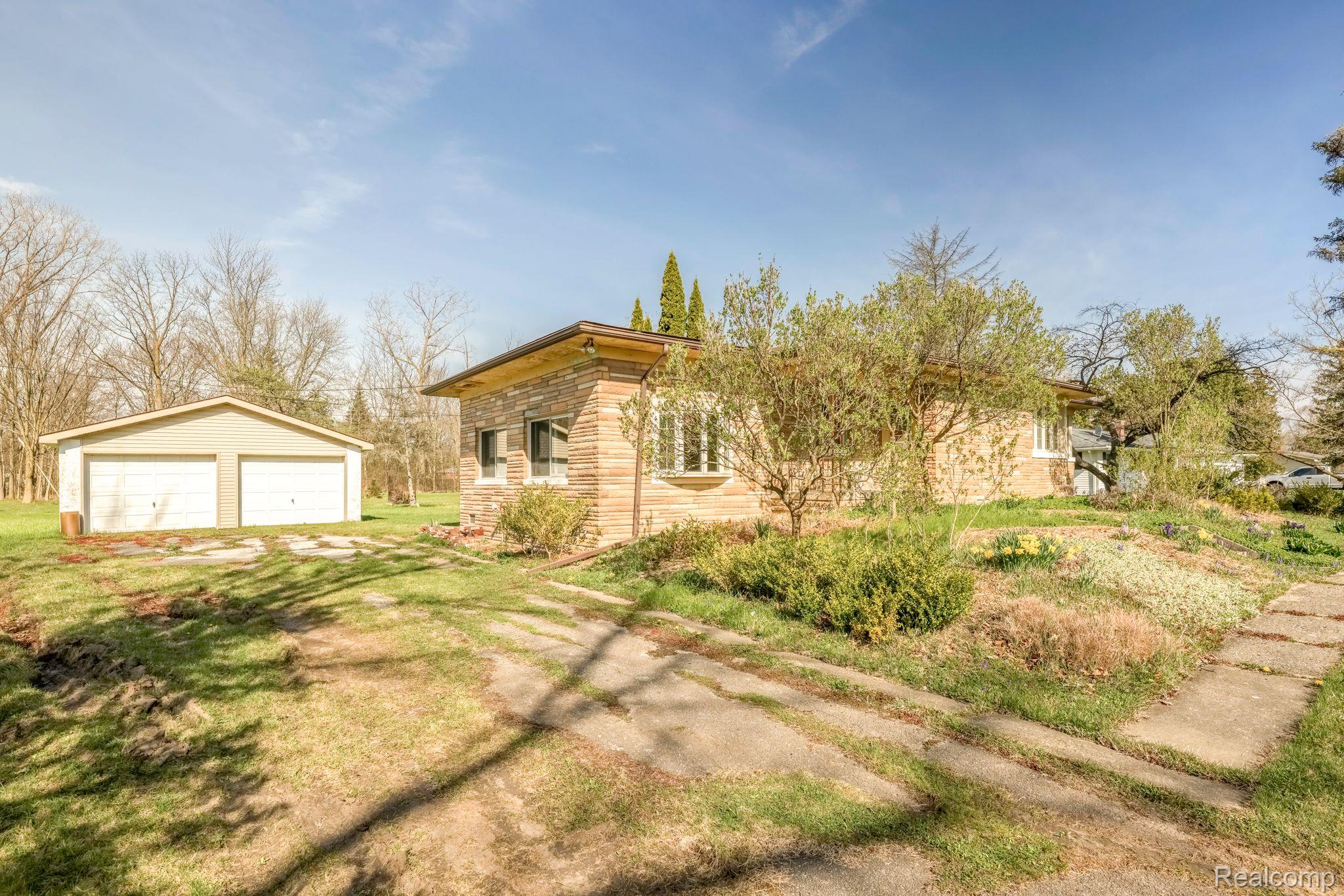 936 COLORADO Street