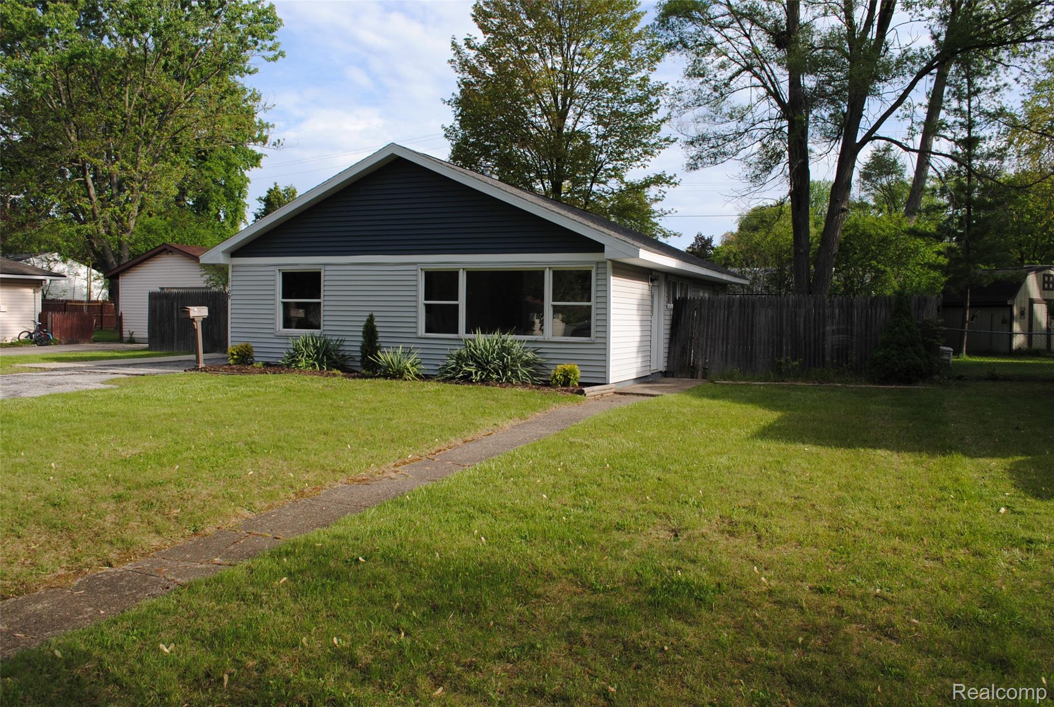 1109 Corrinne Street