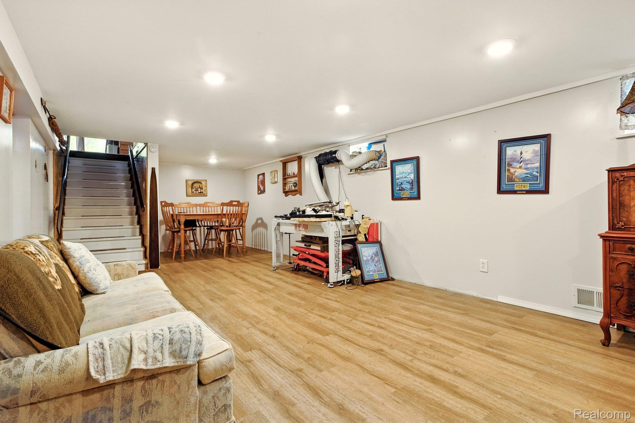 2840 Monticello Drive