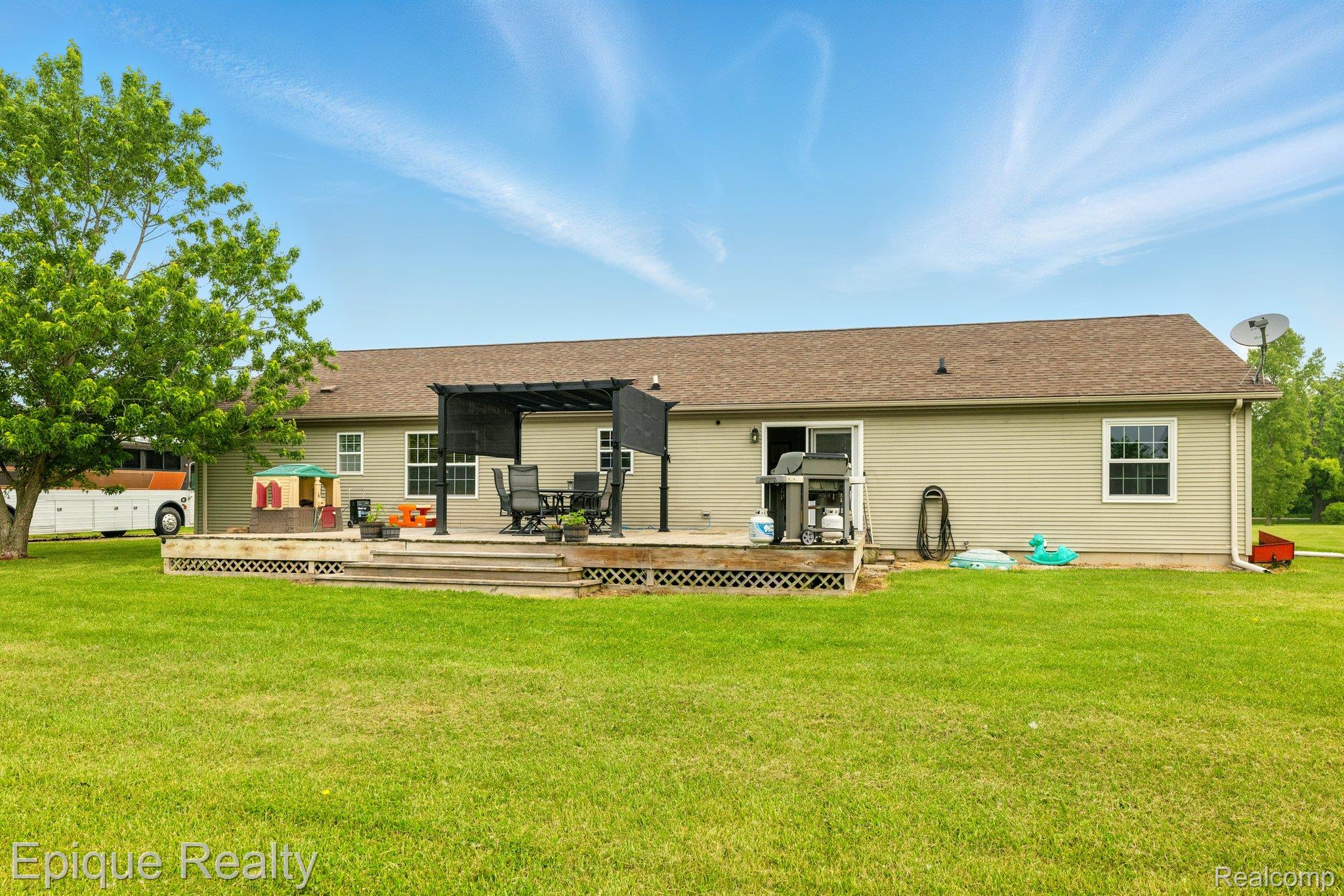 5915 Neuman Road