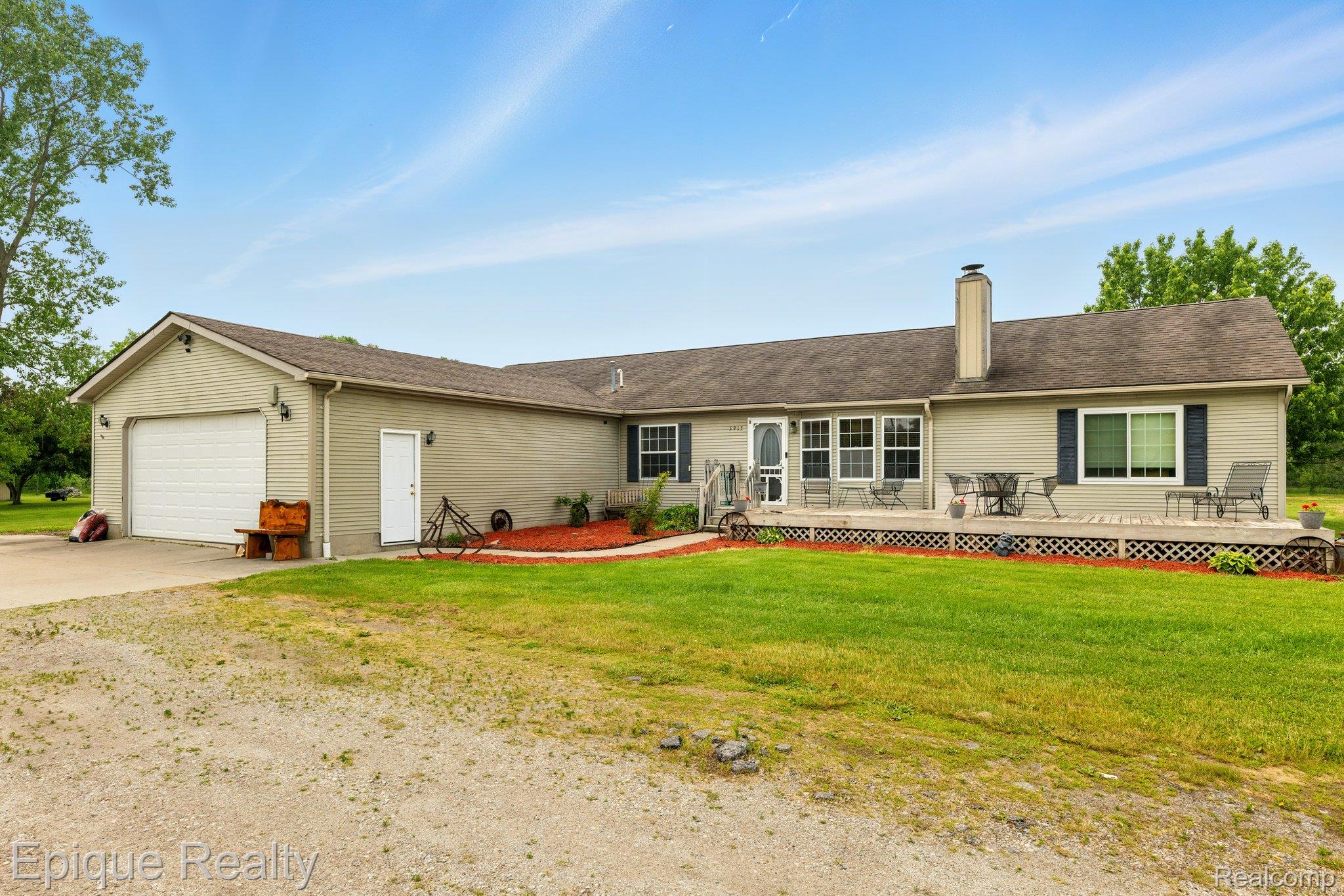 5915 Neuman Road
