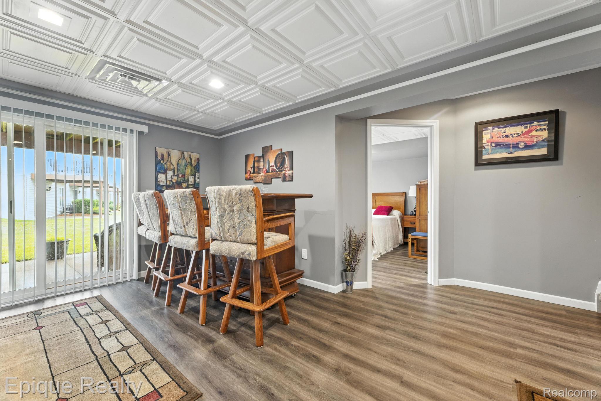 810 Crystal Lane