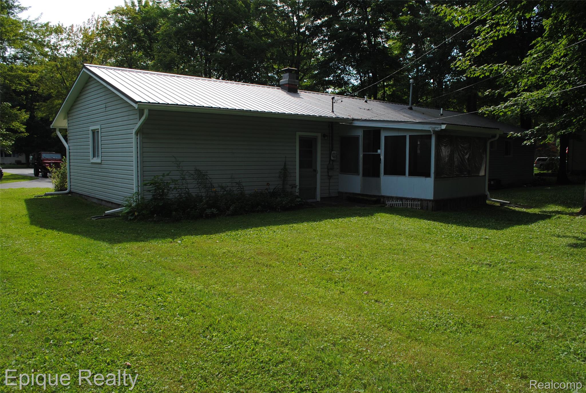 3103 Nokomis Trail