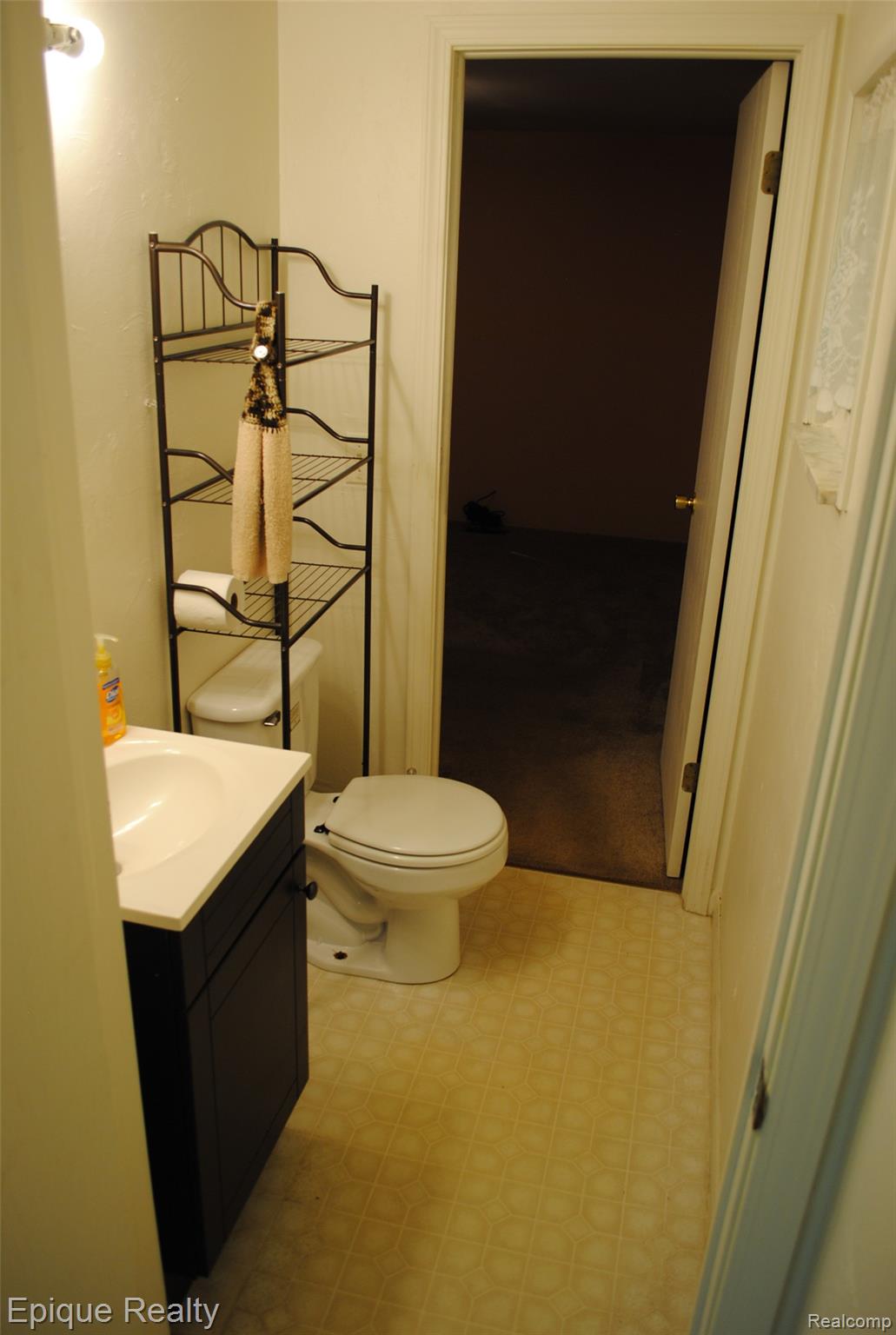 3103 Nokomis Trail