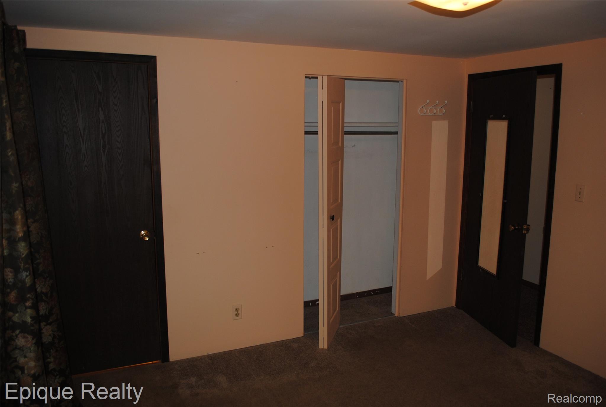 3103 Nokomis Trail