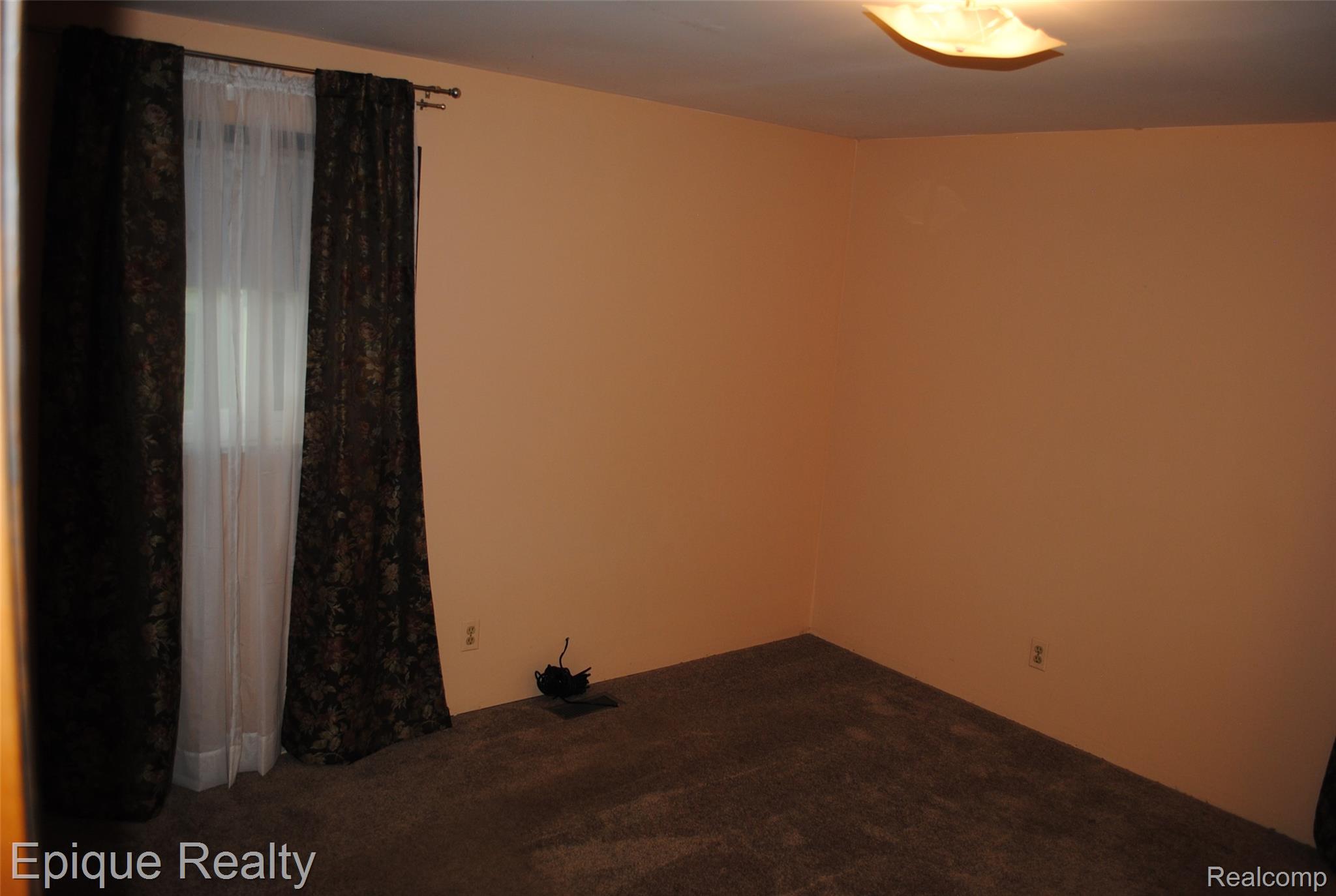 3103 Nokomis Trail