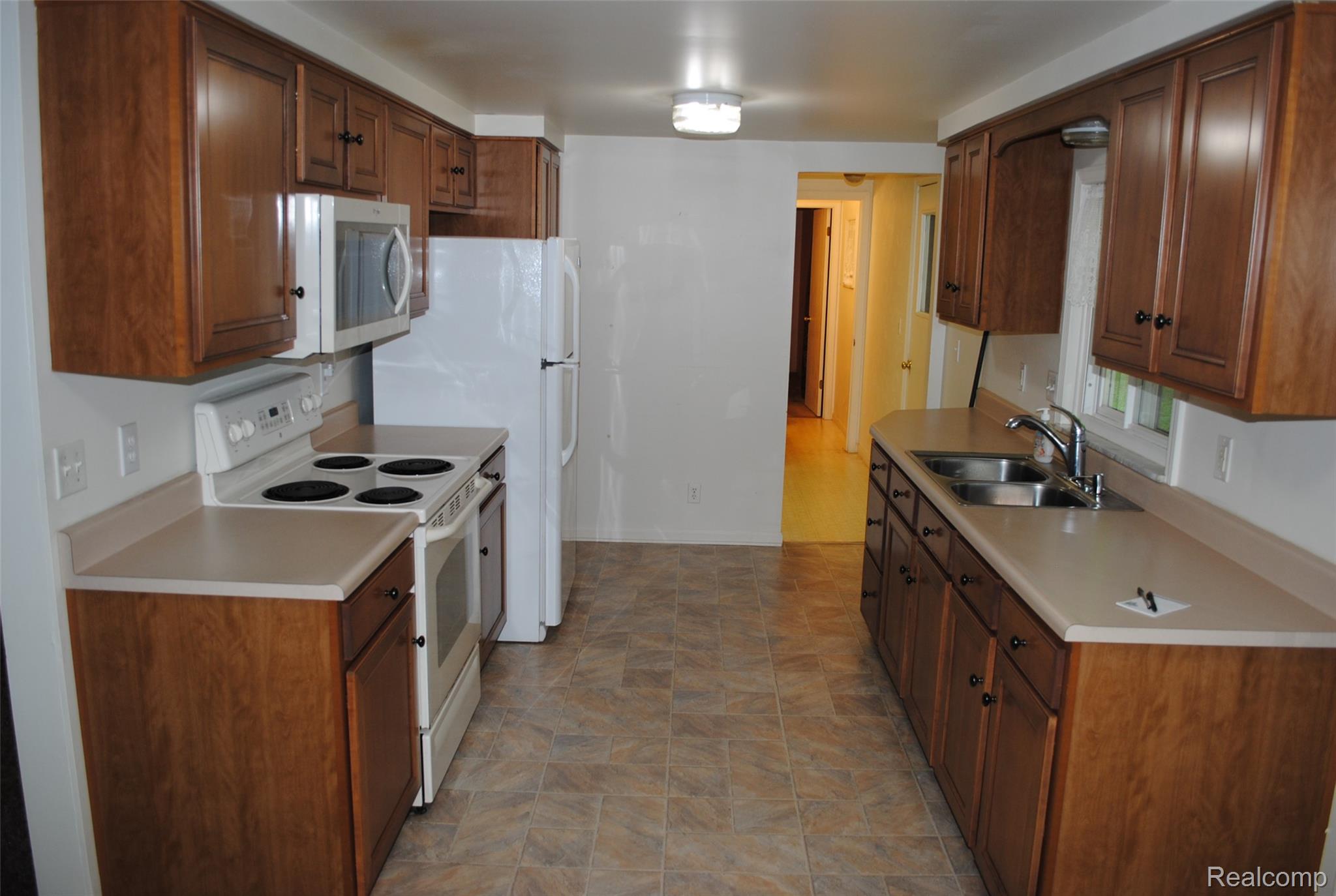 3103 Nokomis Trail