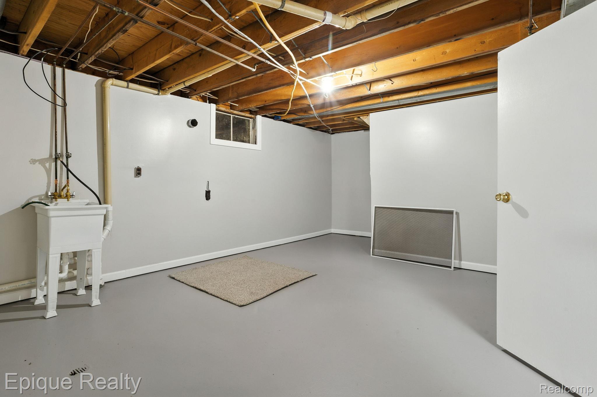 132 Saint Clair Boulevard