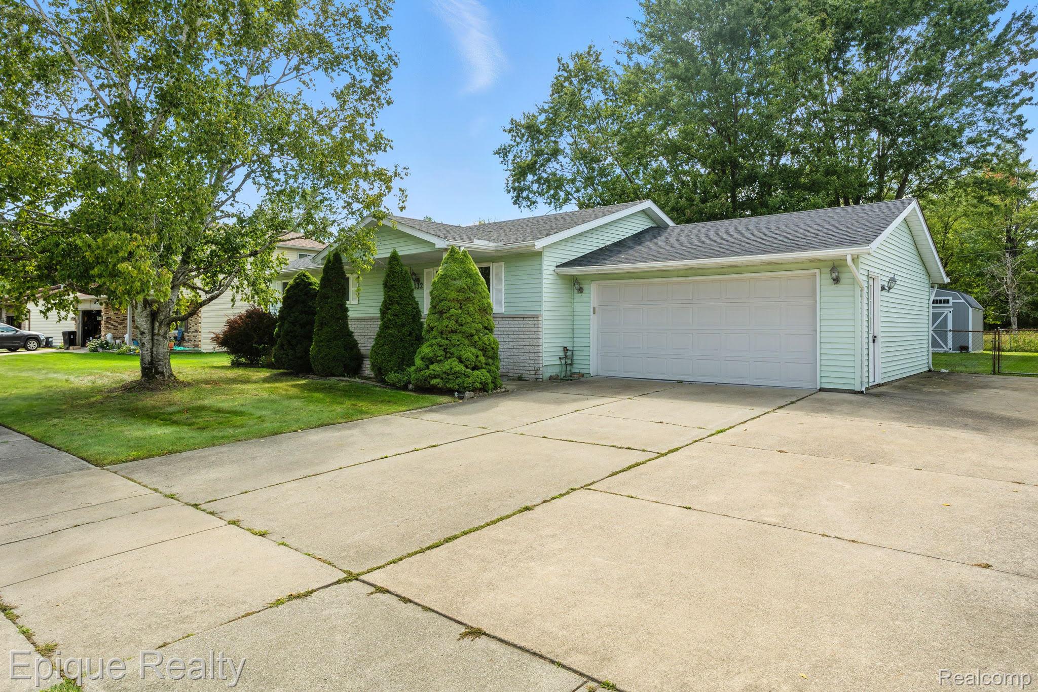 132 Saint Clair Boulevard