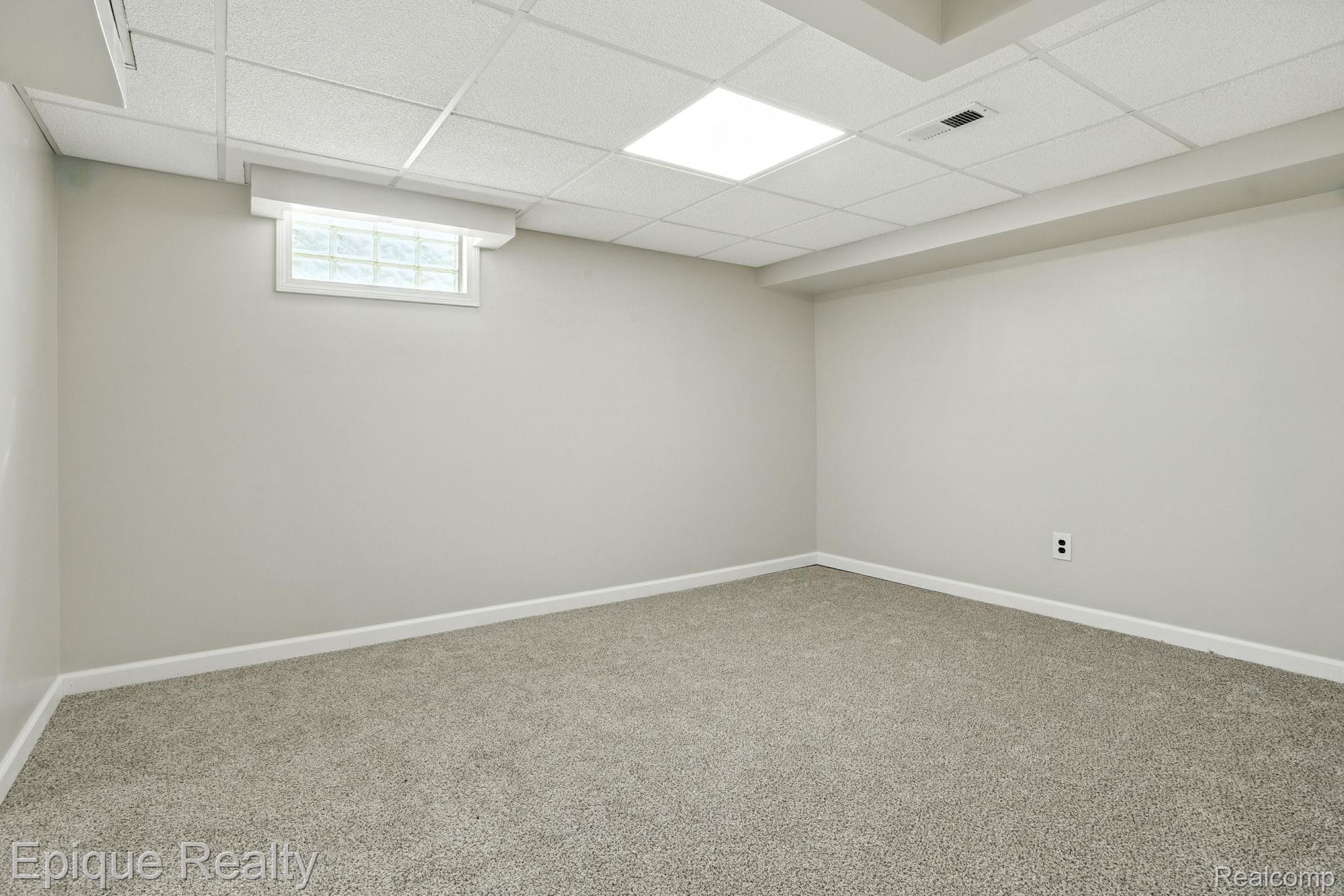 132 Saint Clair Boulevard