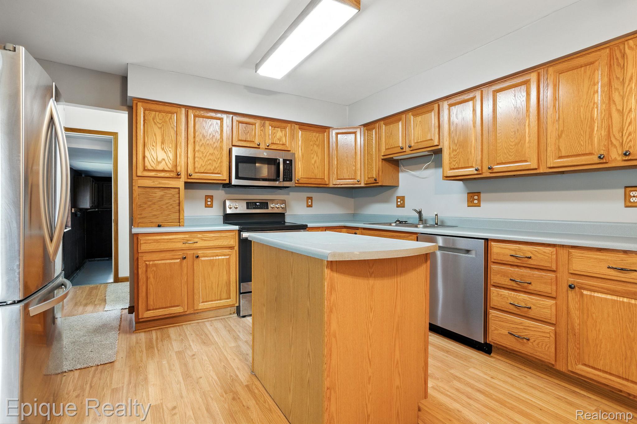 132 Saint Clair Boulevard