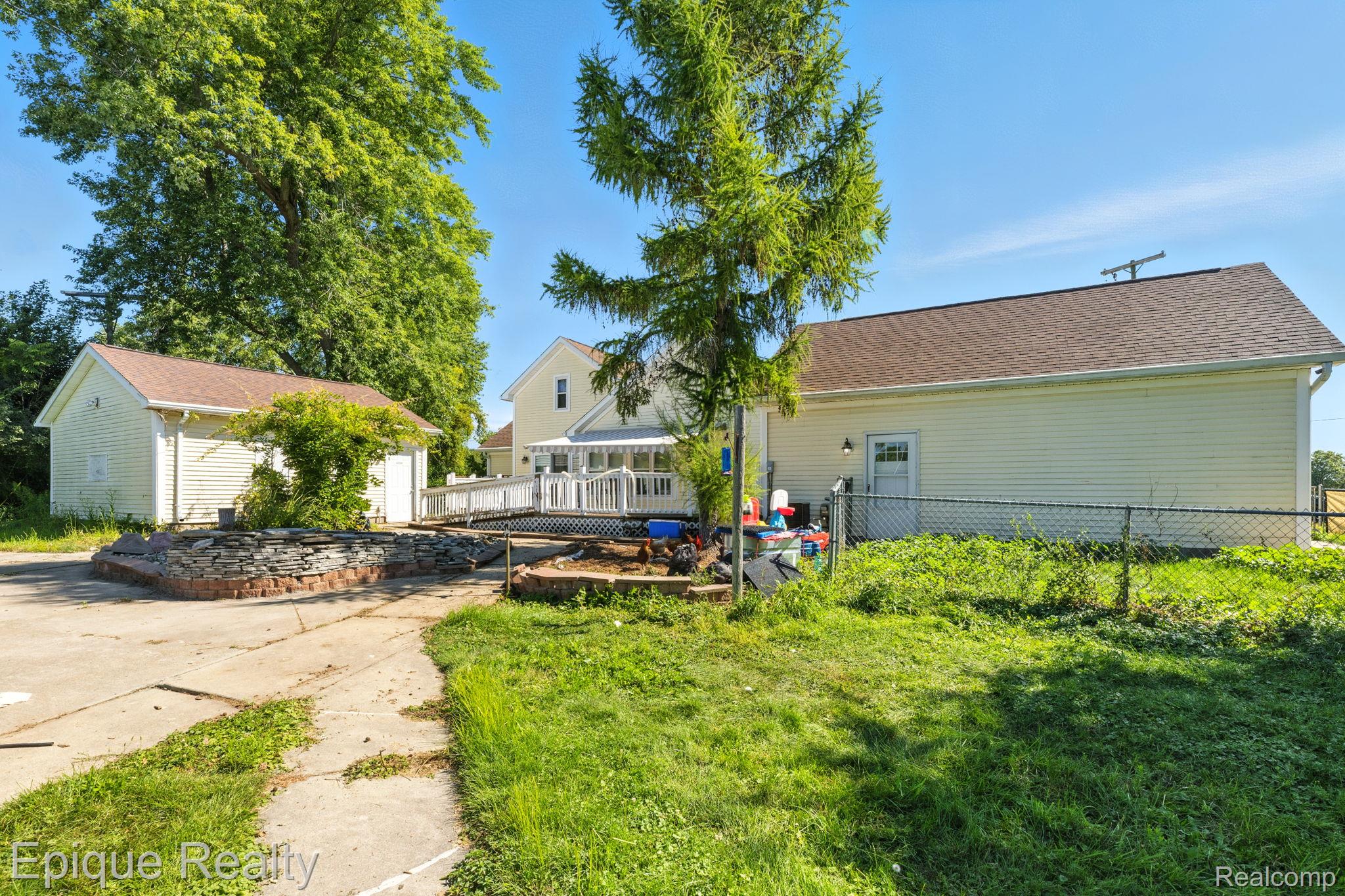 4294 Rochester Road