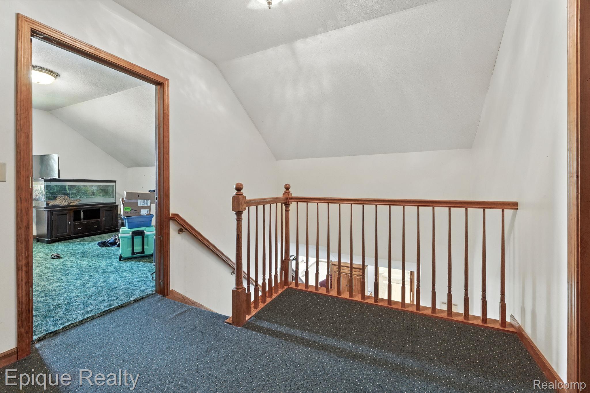 4294 Rochester Road