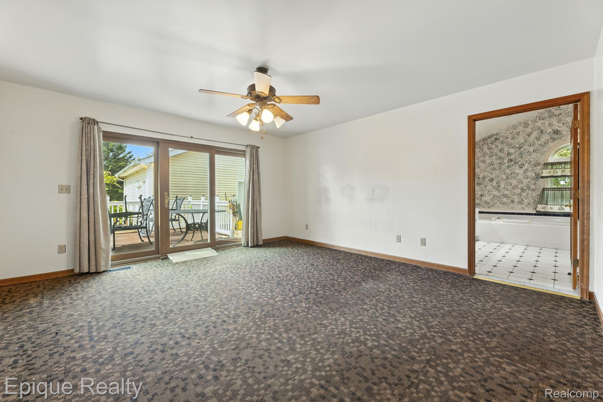 4294 Rochester Road