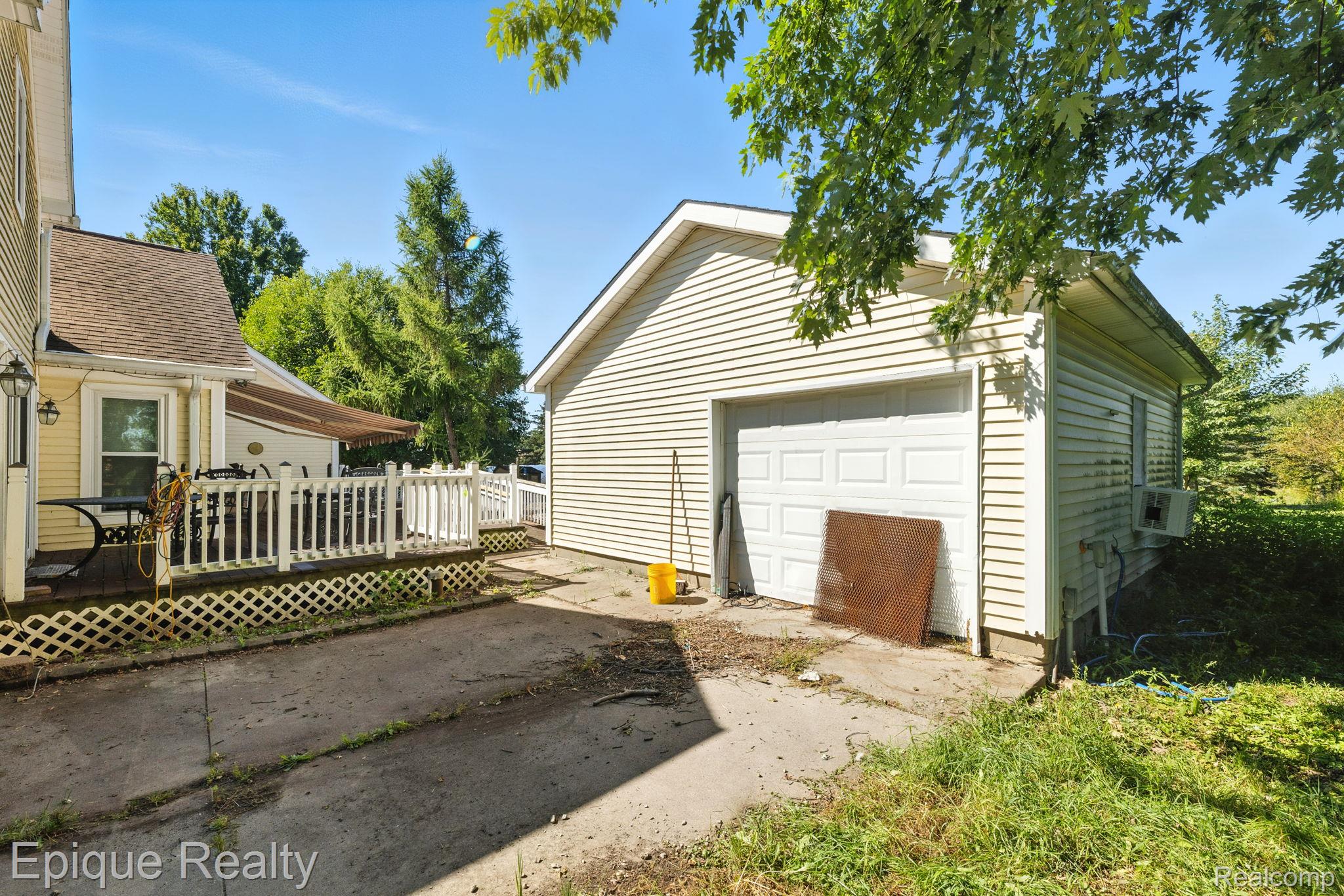 4294 Rochester Road