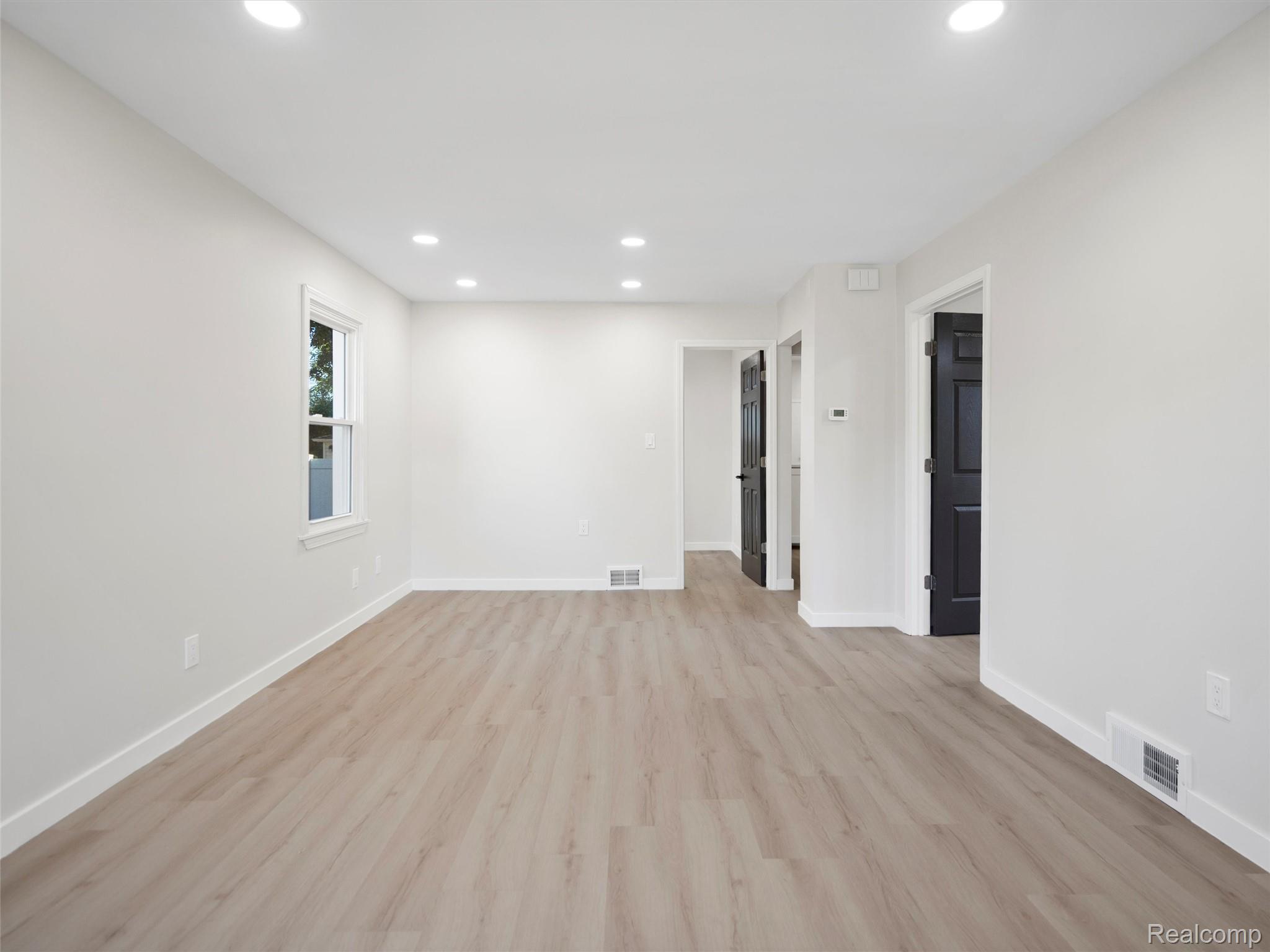 142 Midland Boulevard