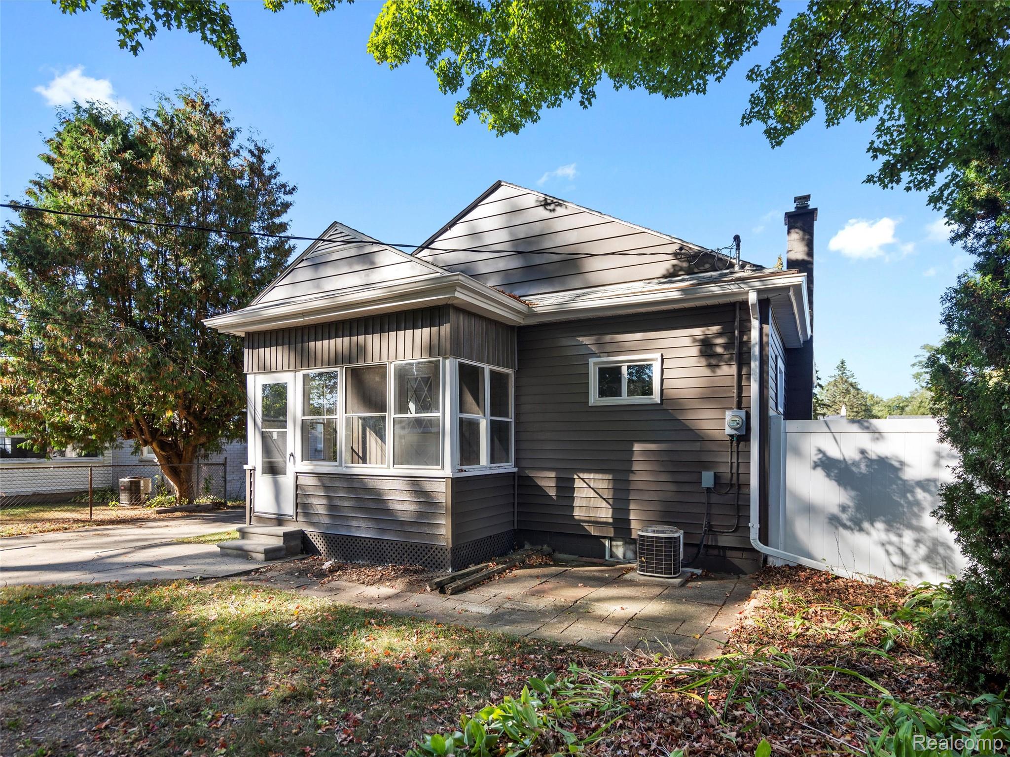 142 Midland Boulevard