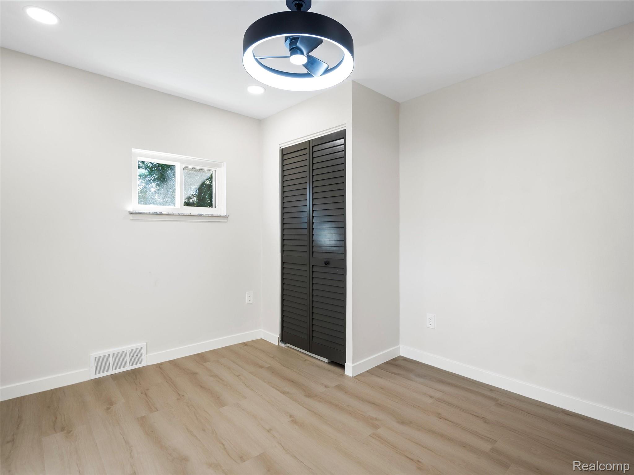 142 Midland Boulevard