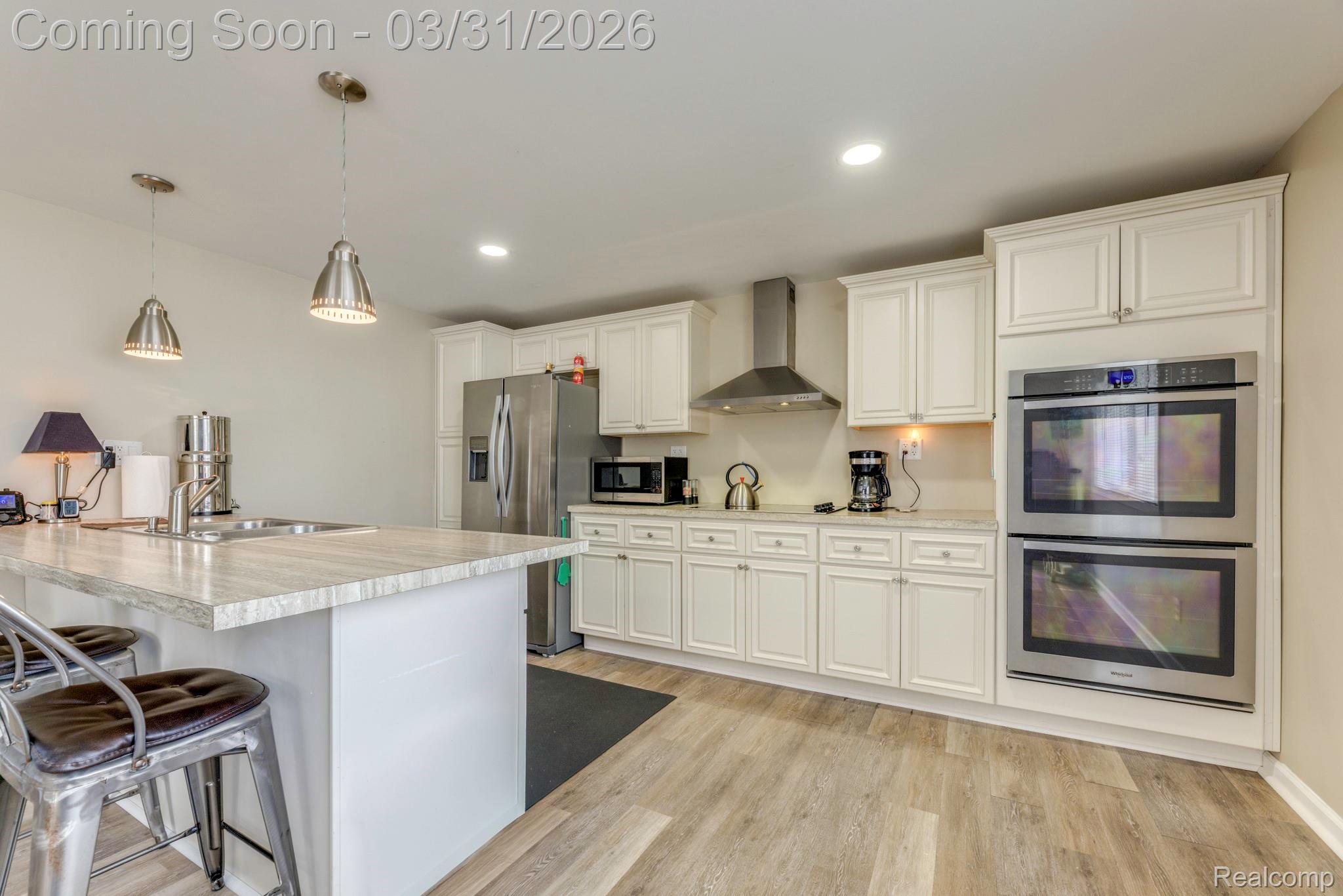 3264 Lake Drive