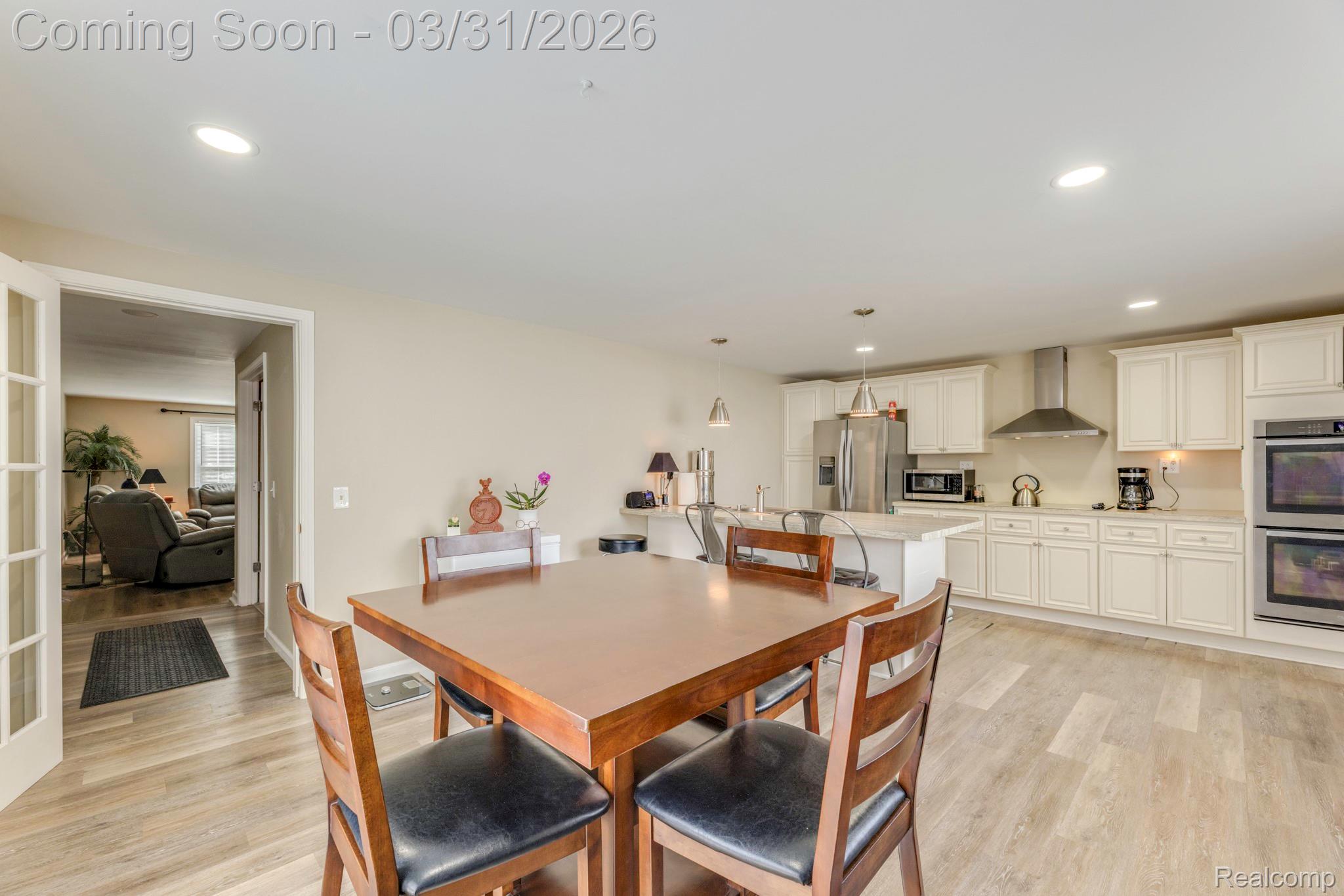 3264 Lake Drive
