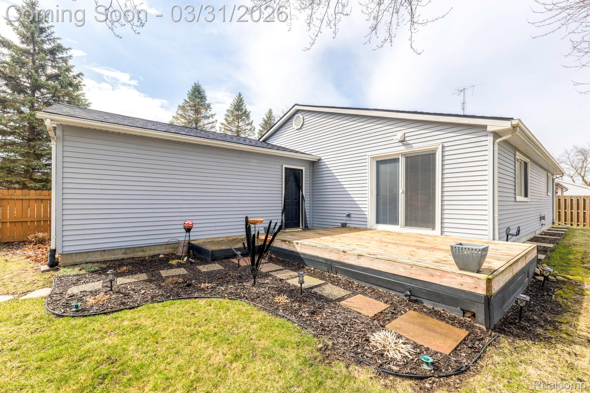 3264 Lake Drive
