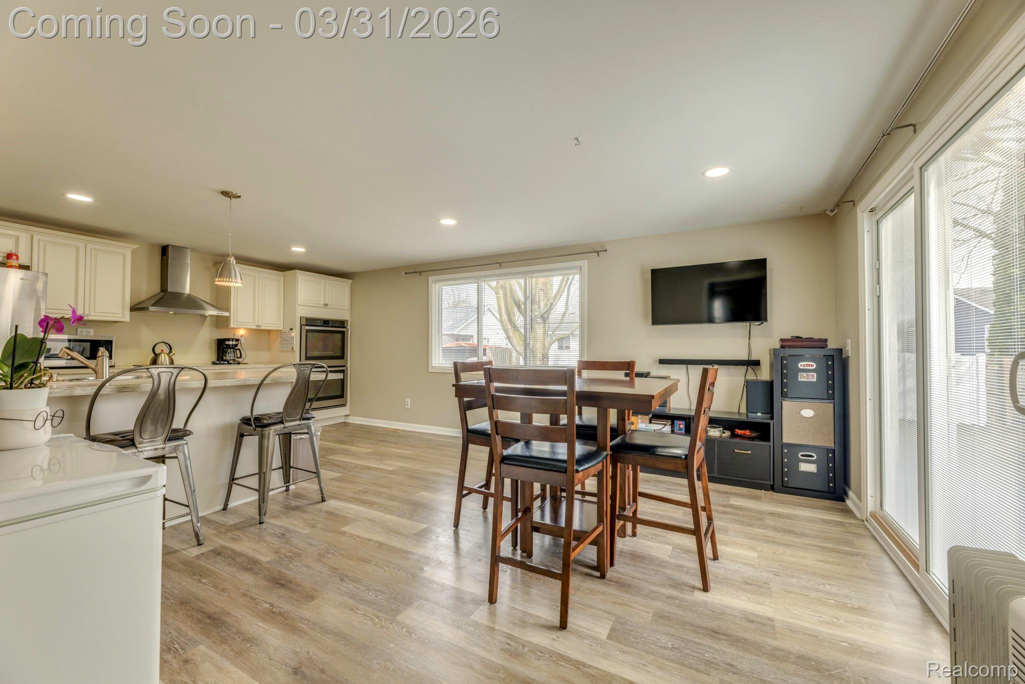 3264 Lake Drive