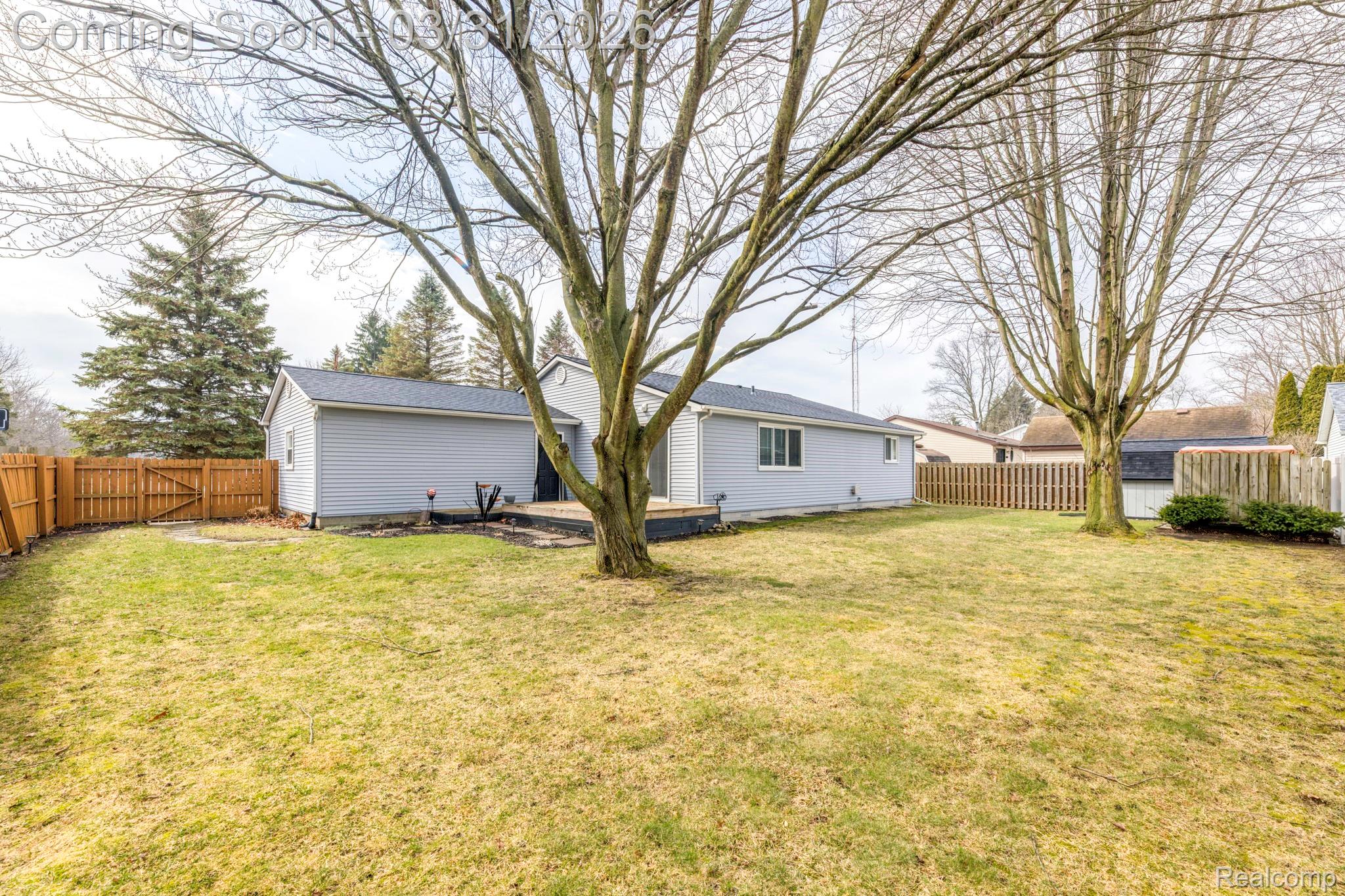 3264 Lake Drive