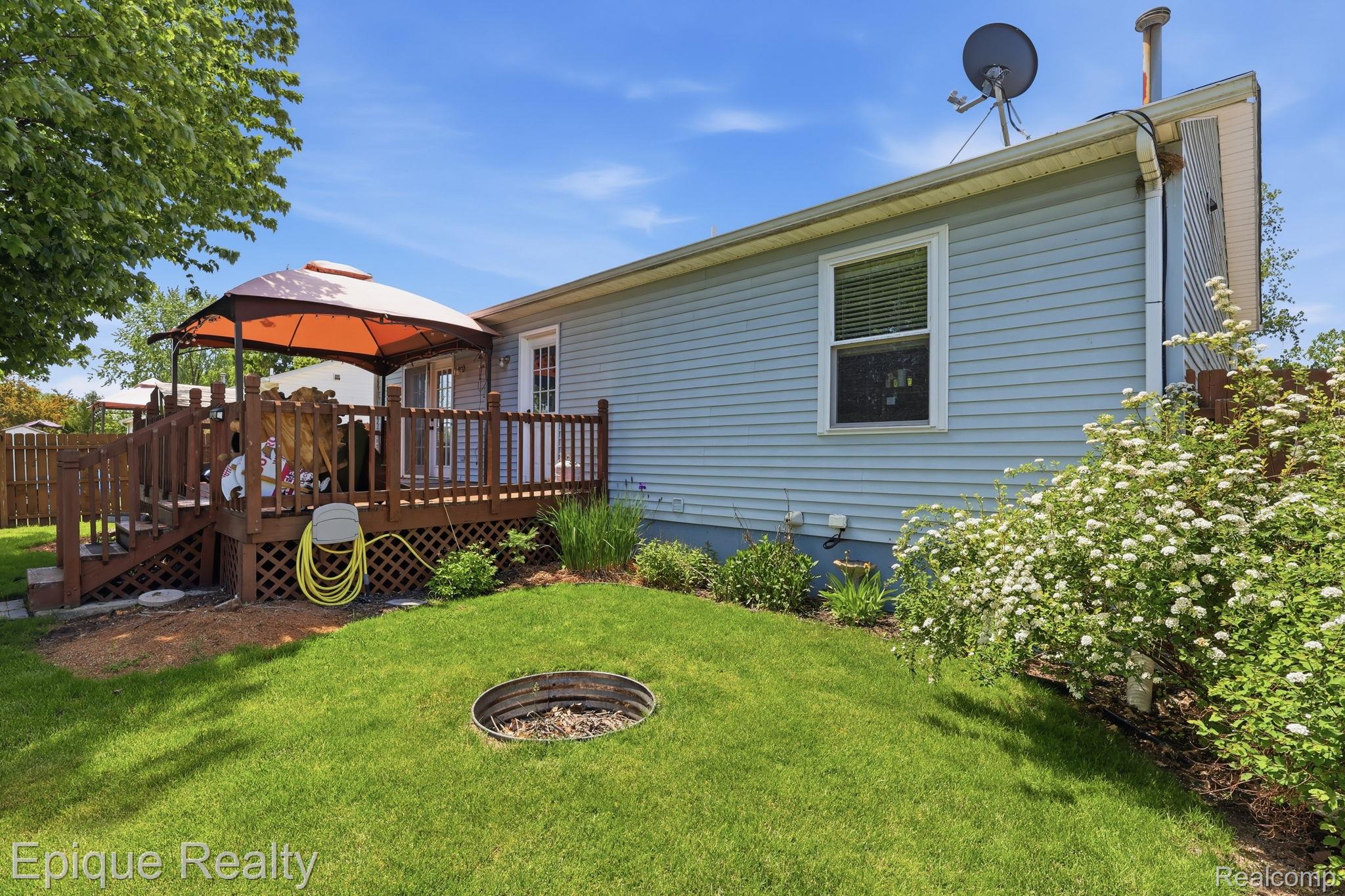 753 Applegate Drive