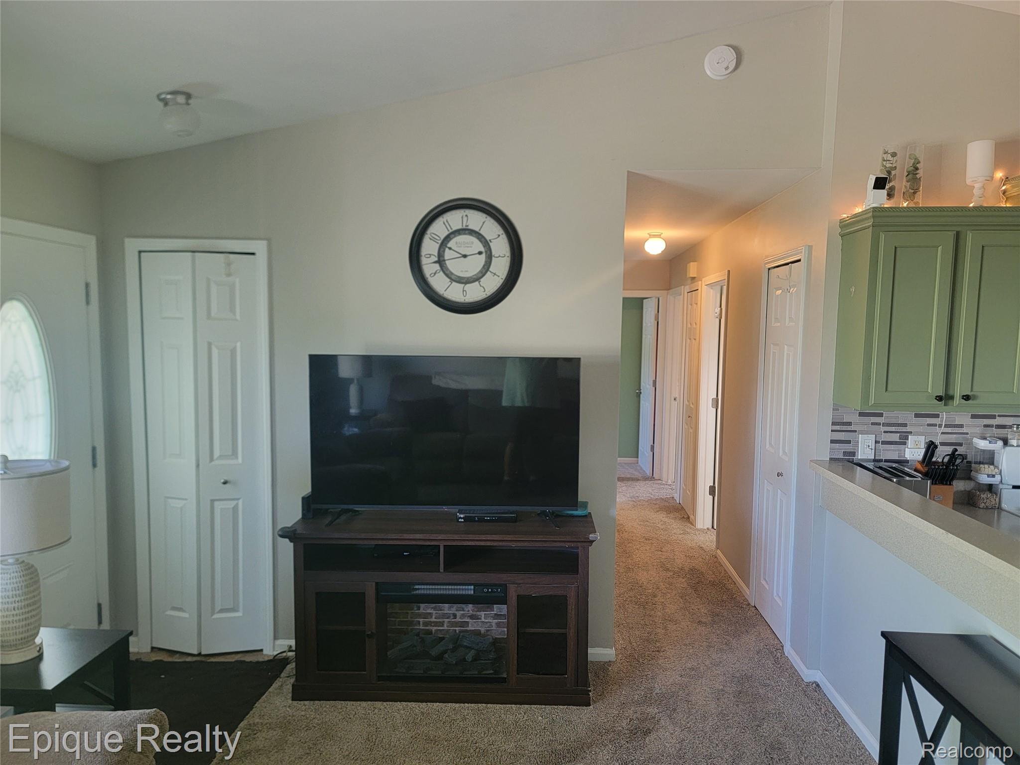 753 Applegate Drive