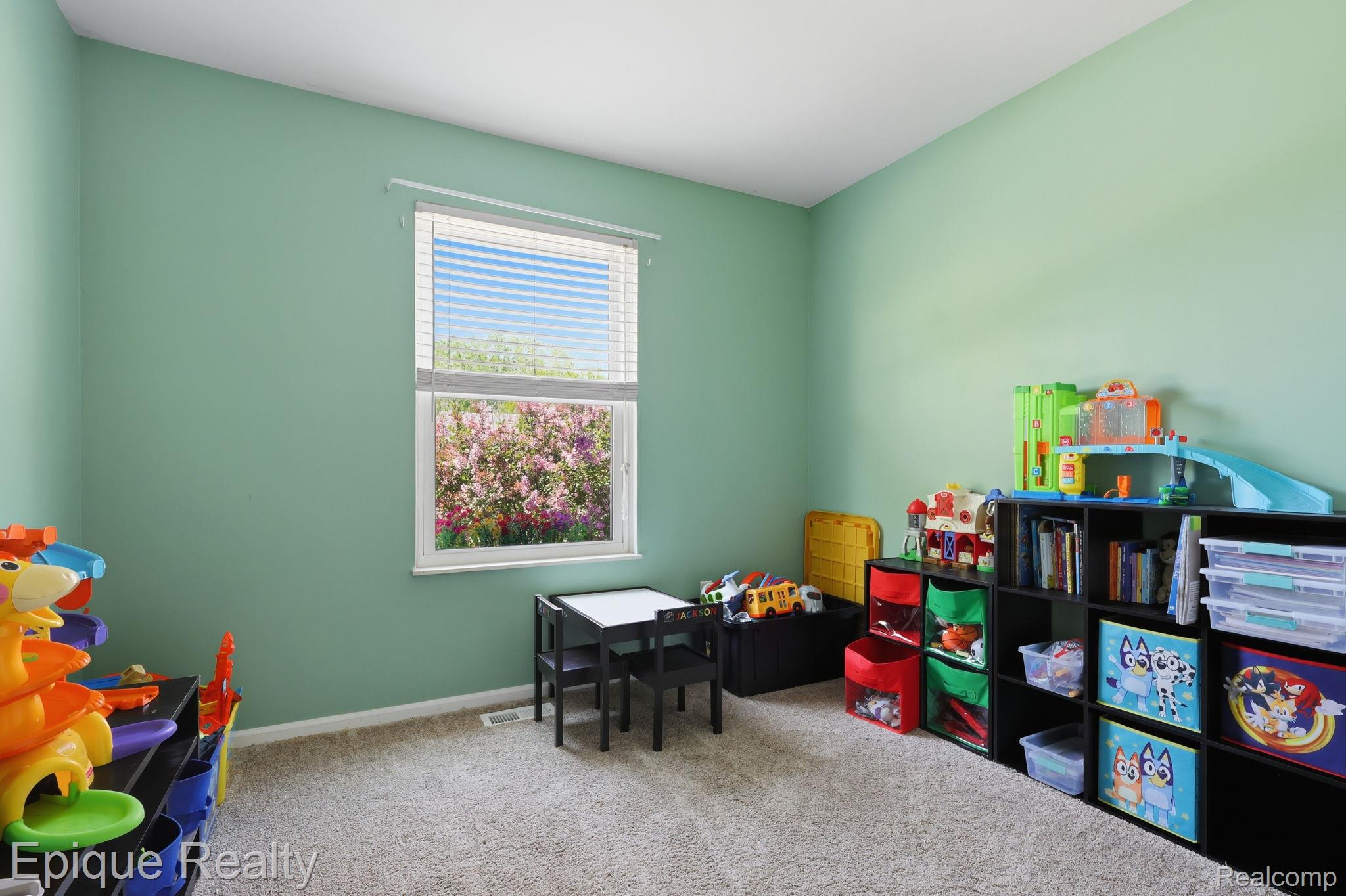 753 Applegate Drive