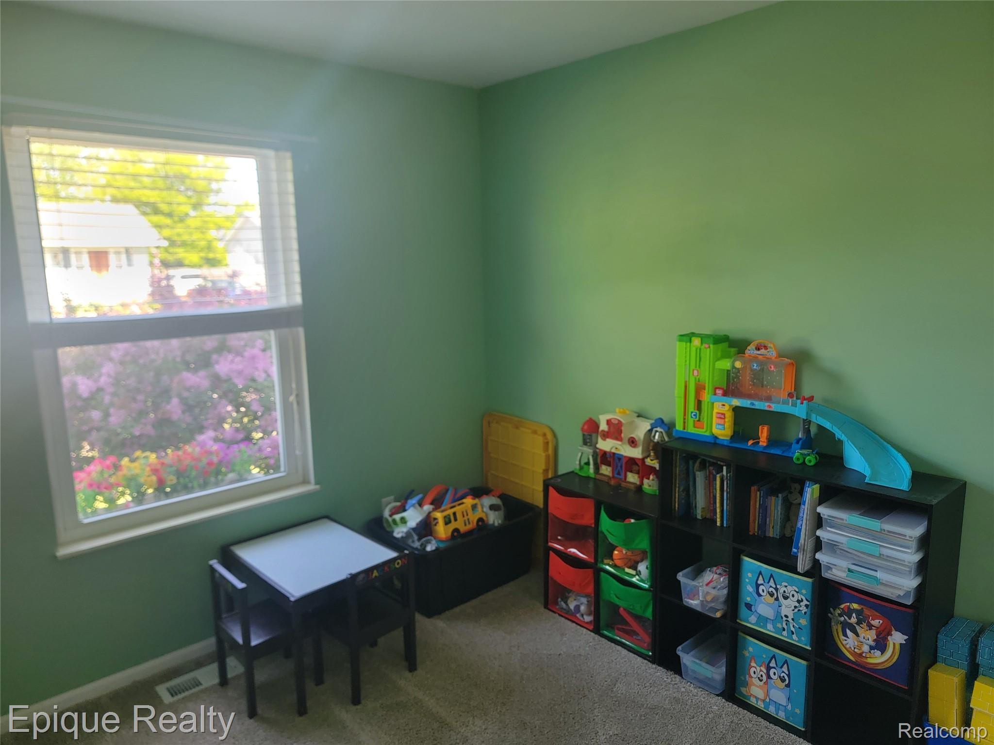 753 Applegate Drive