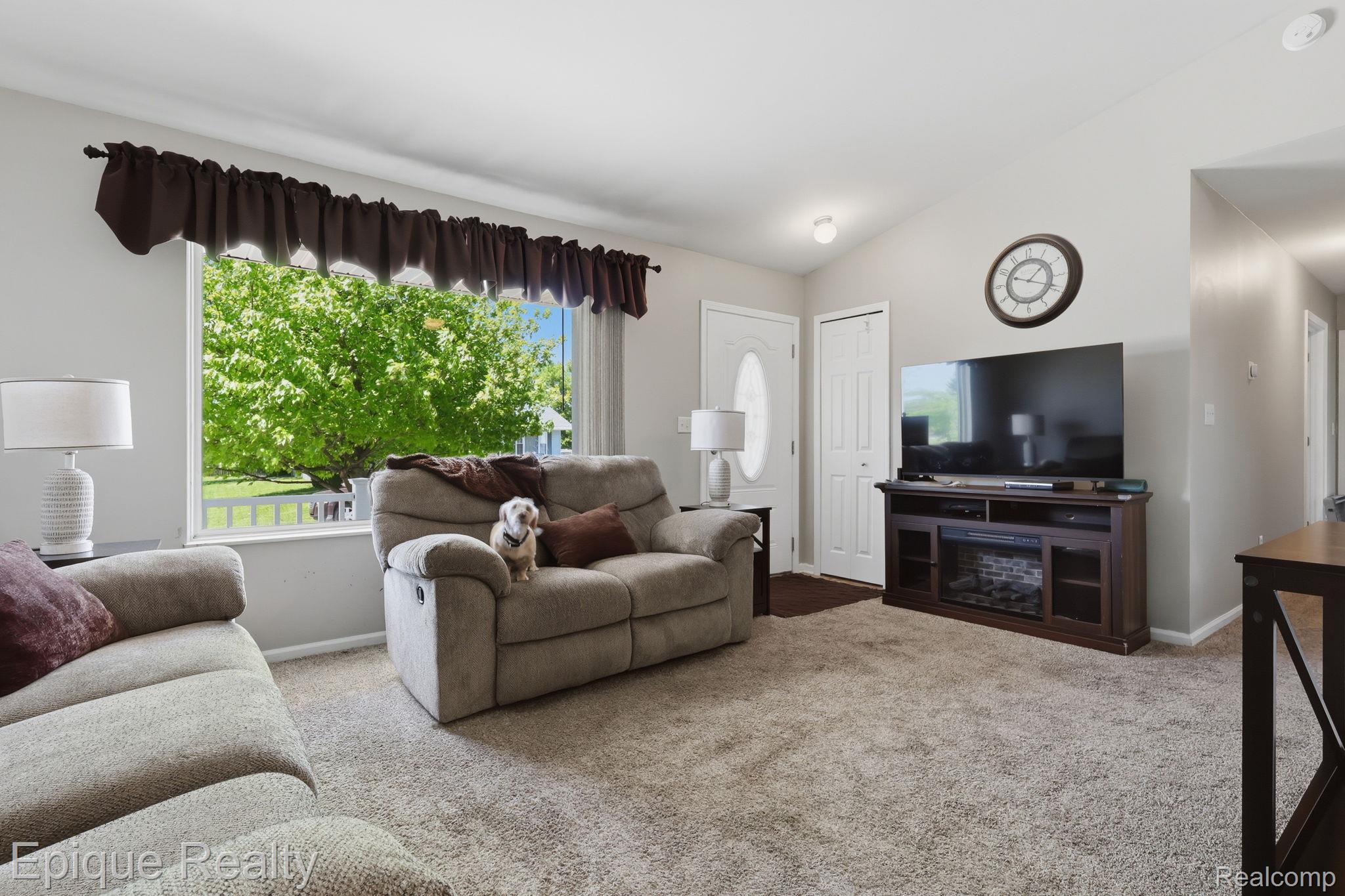 753 Applegate Drive