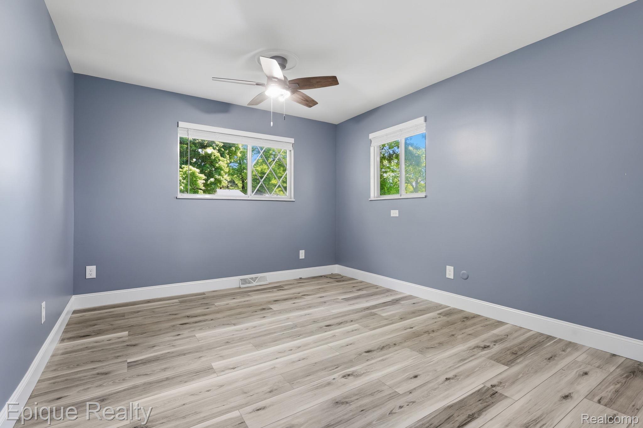 2549 Riverwood Drive