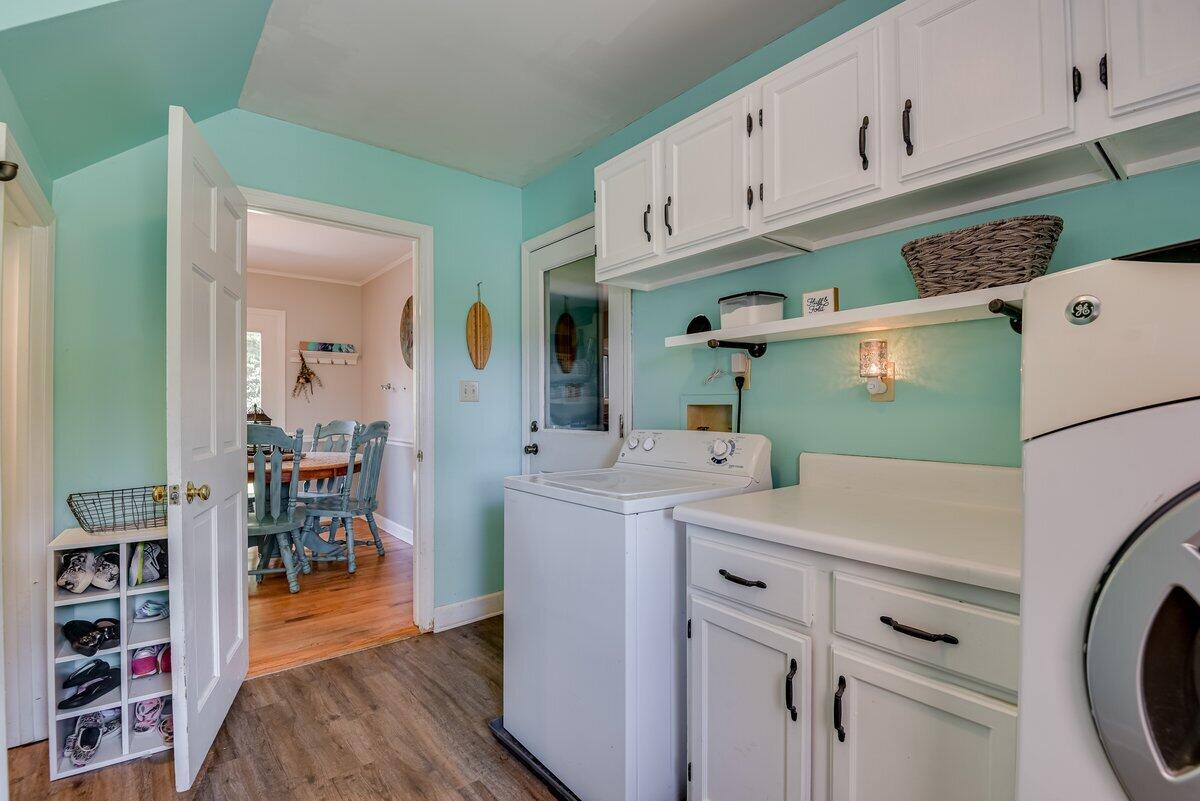 809 Burden Lake Road