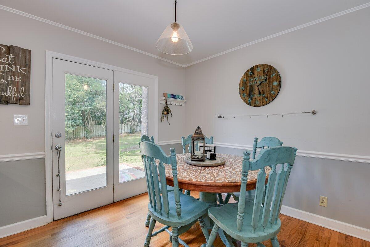 809 Burden Lake Road
