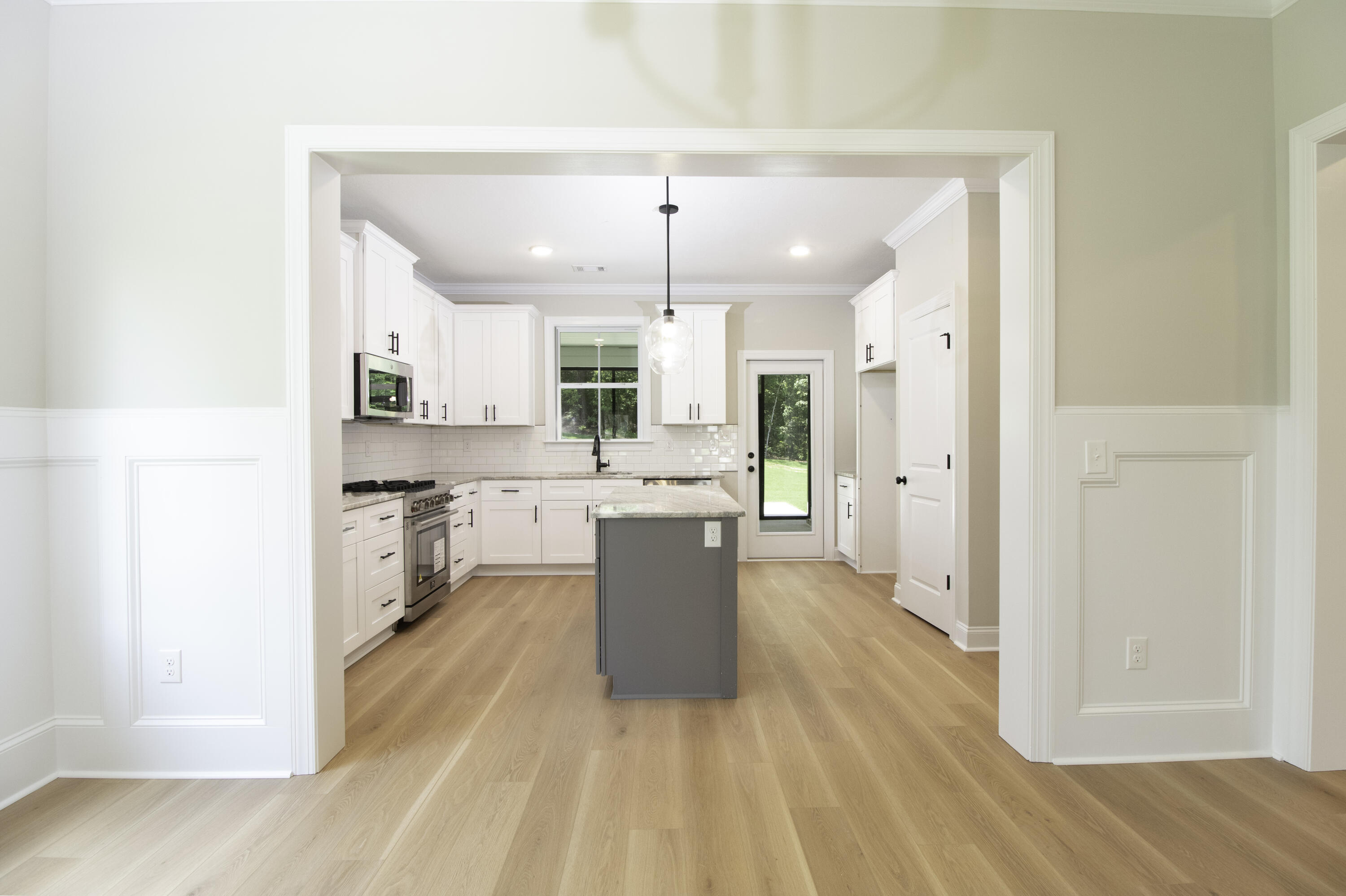 321 Whithorn Court