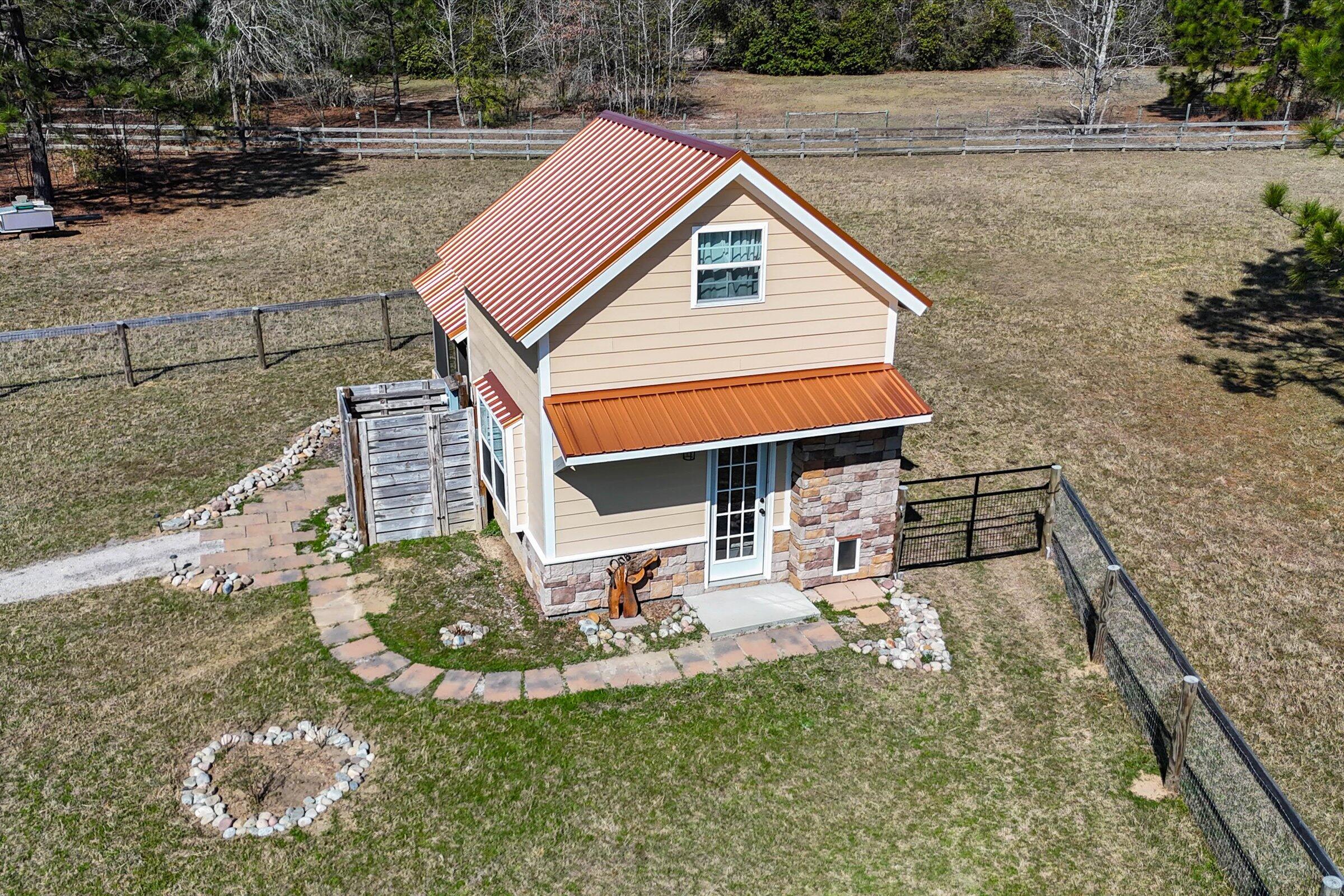 158 N Windsor Road