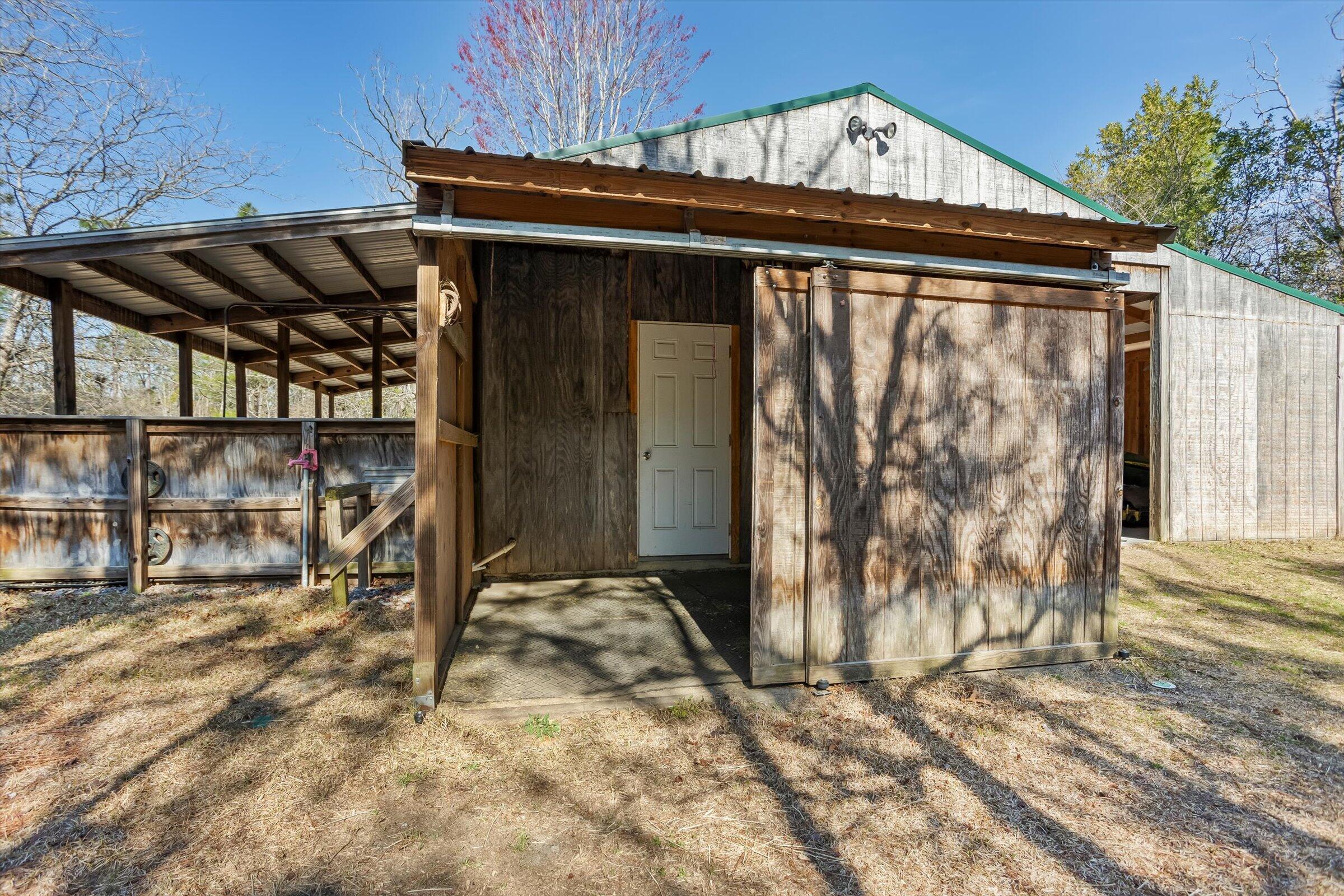 158 N Windsor Road