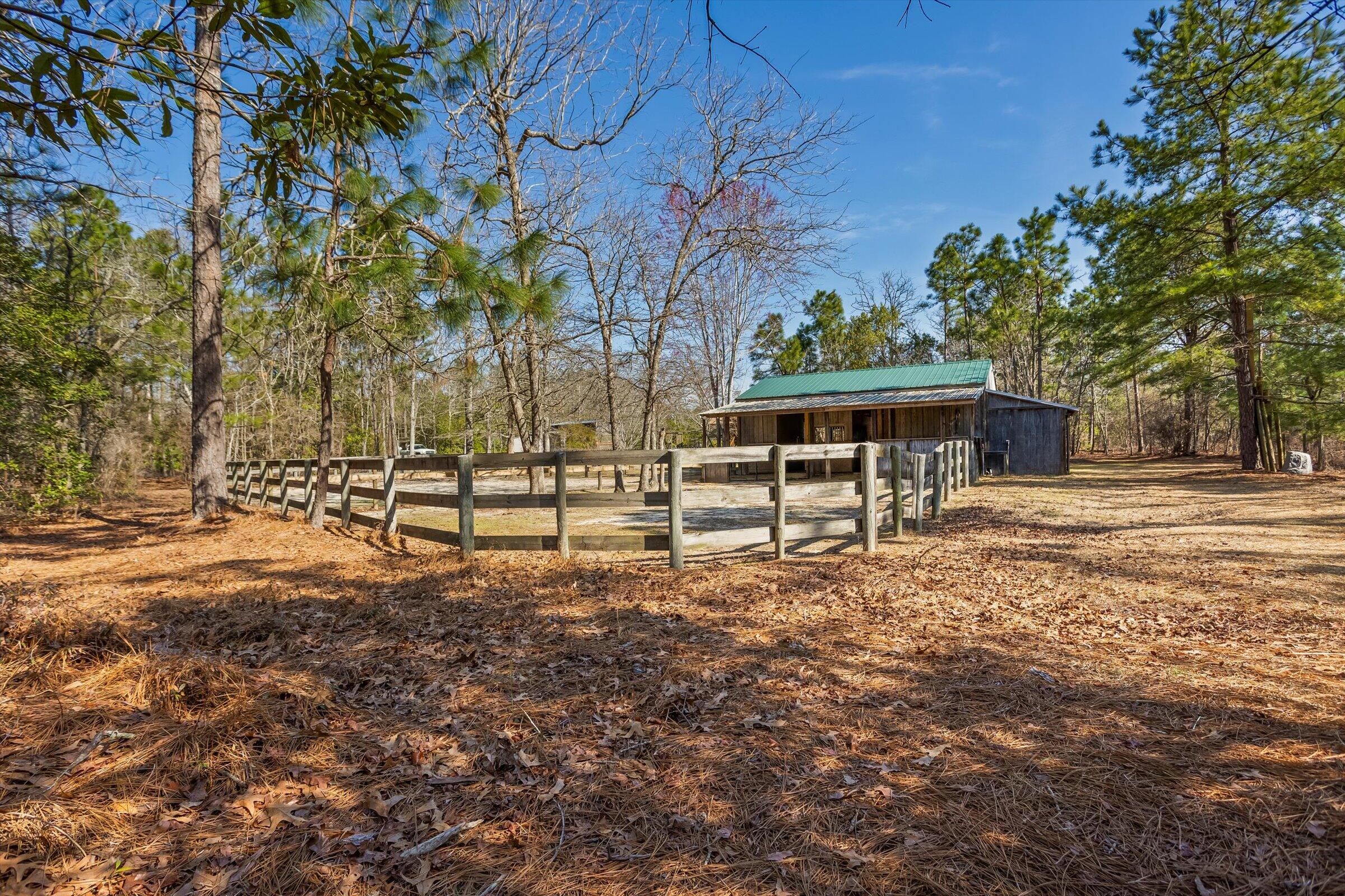 158 N Windsor Road