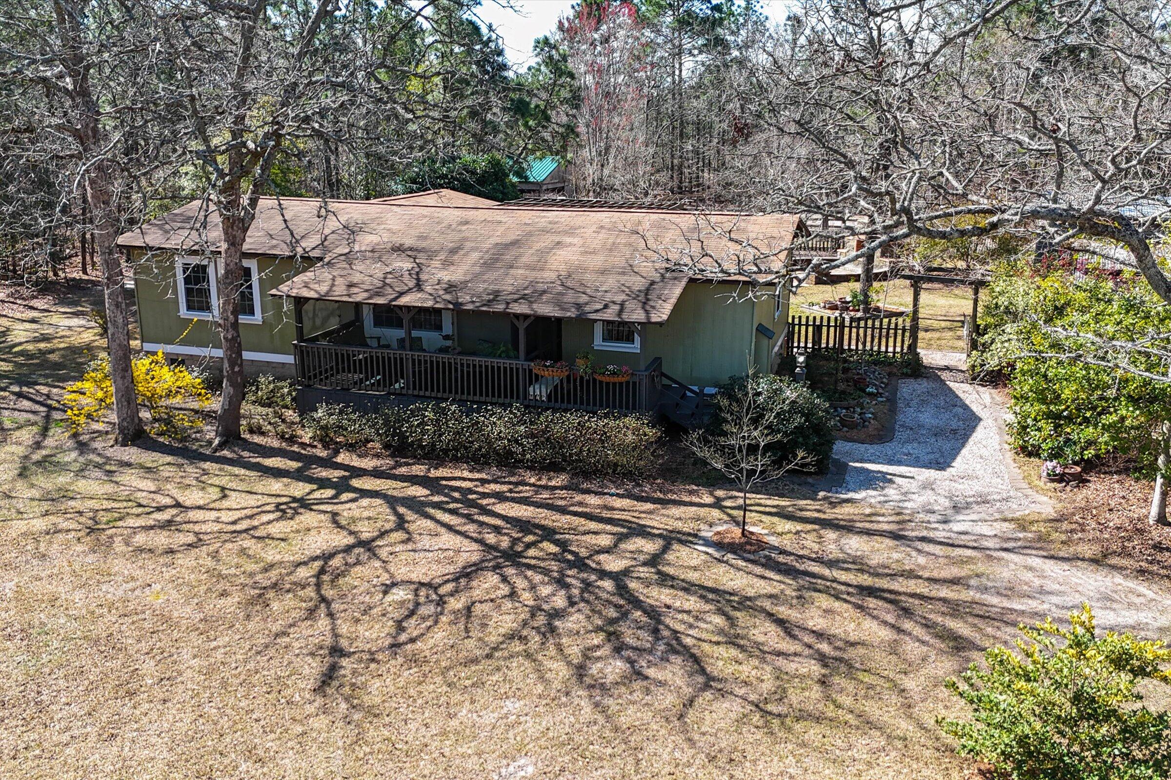 158 N Windsor Road