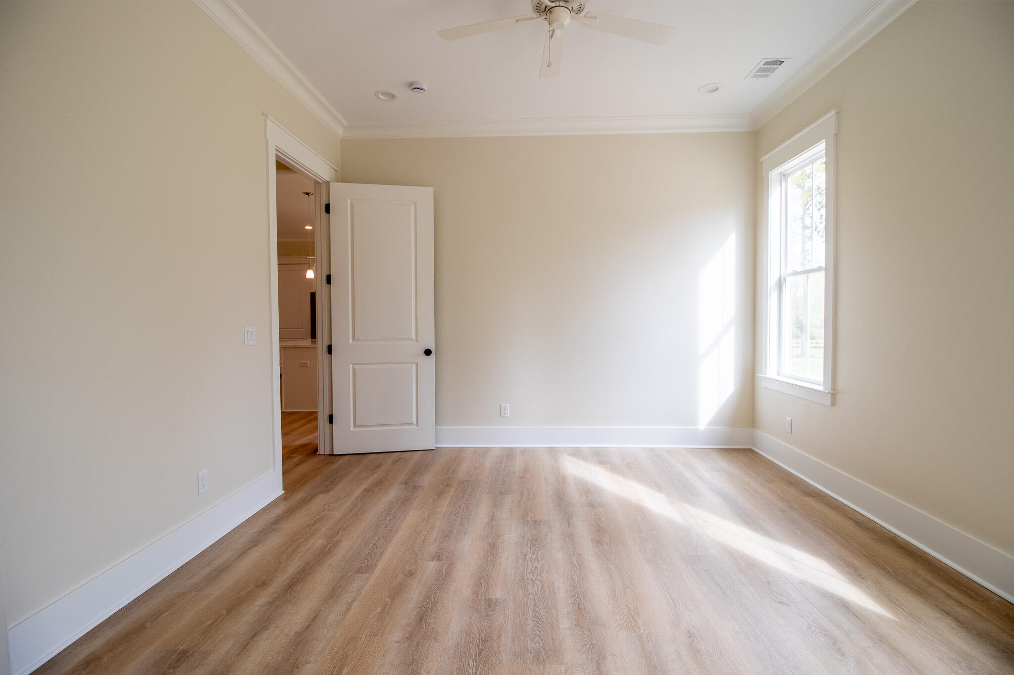 6270 Troup Manor
