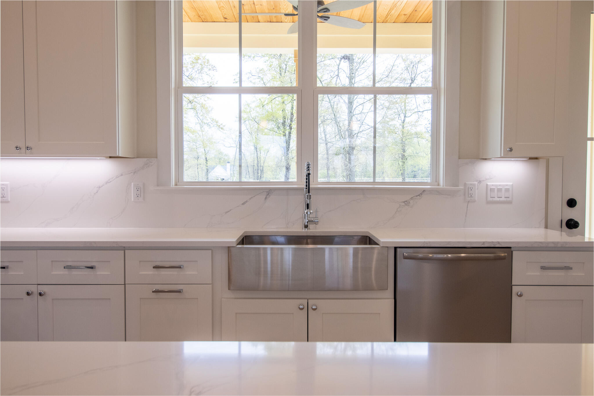 6270 Troup Manor