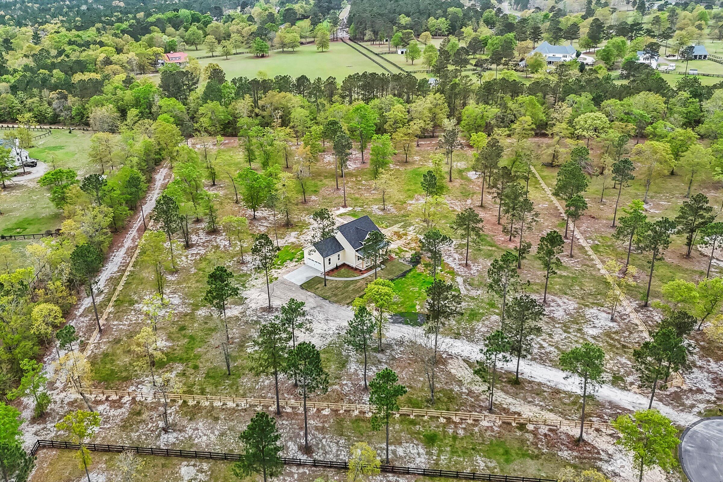 6270 Troup Manor